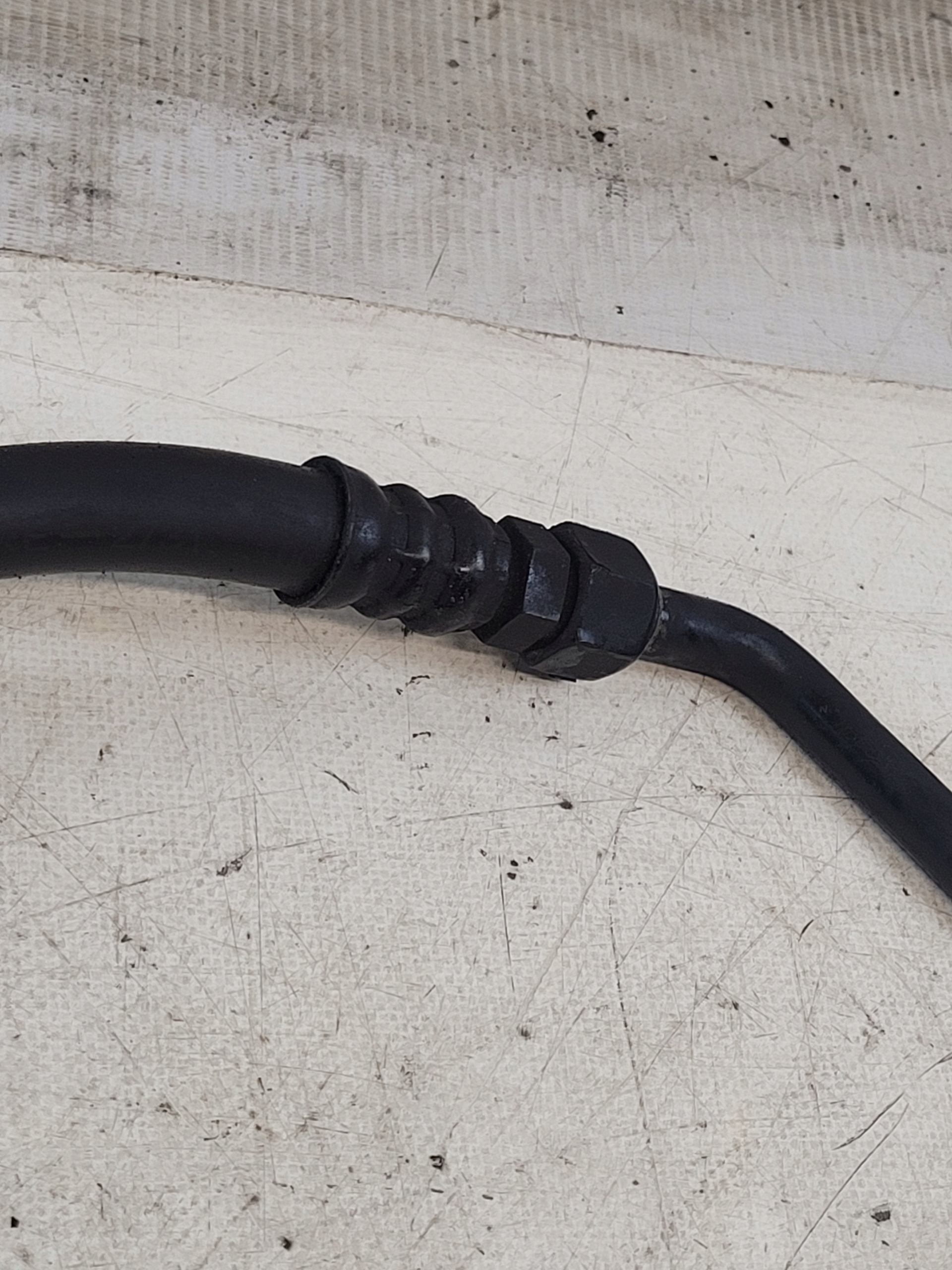prijenos upravljanja OE 8E0317827Q AUDI A4 B6 2.0B ALT 02r.