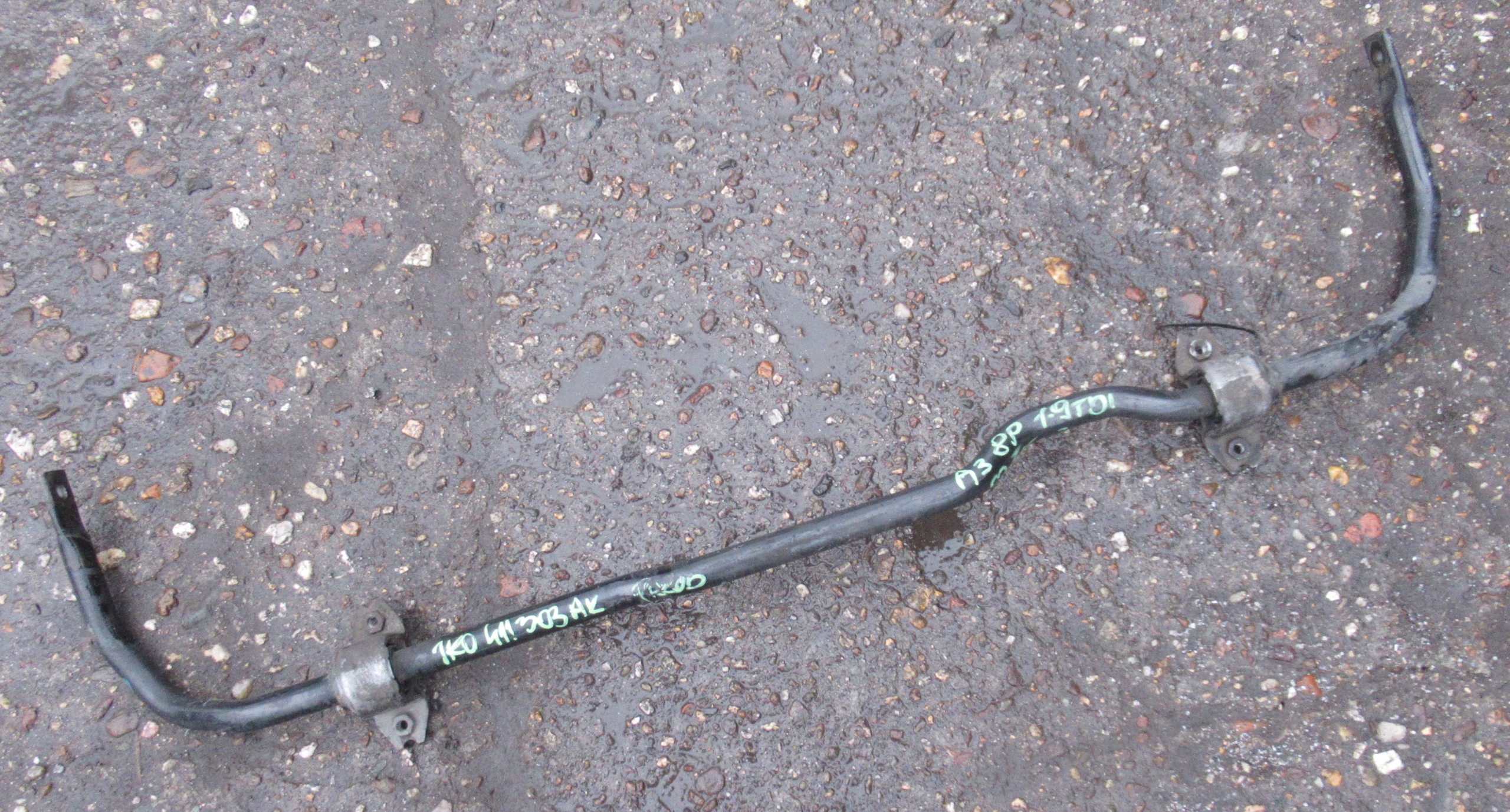 AUDI A3 8P 07R bar STABILIZATOR front