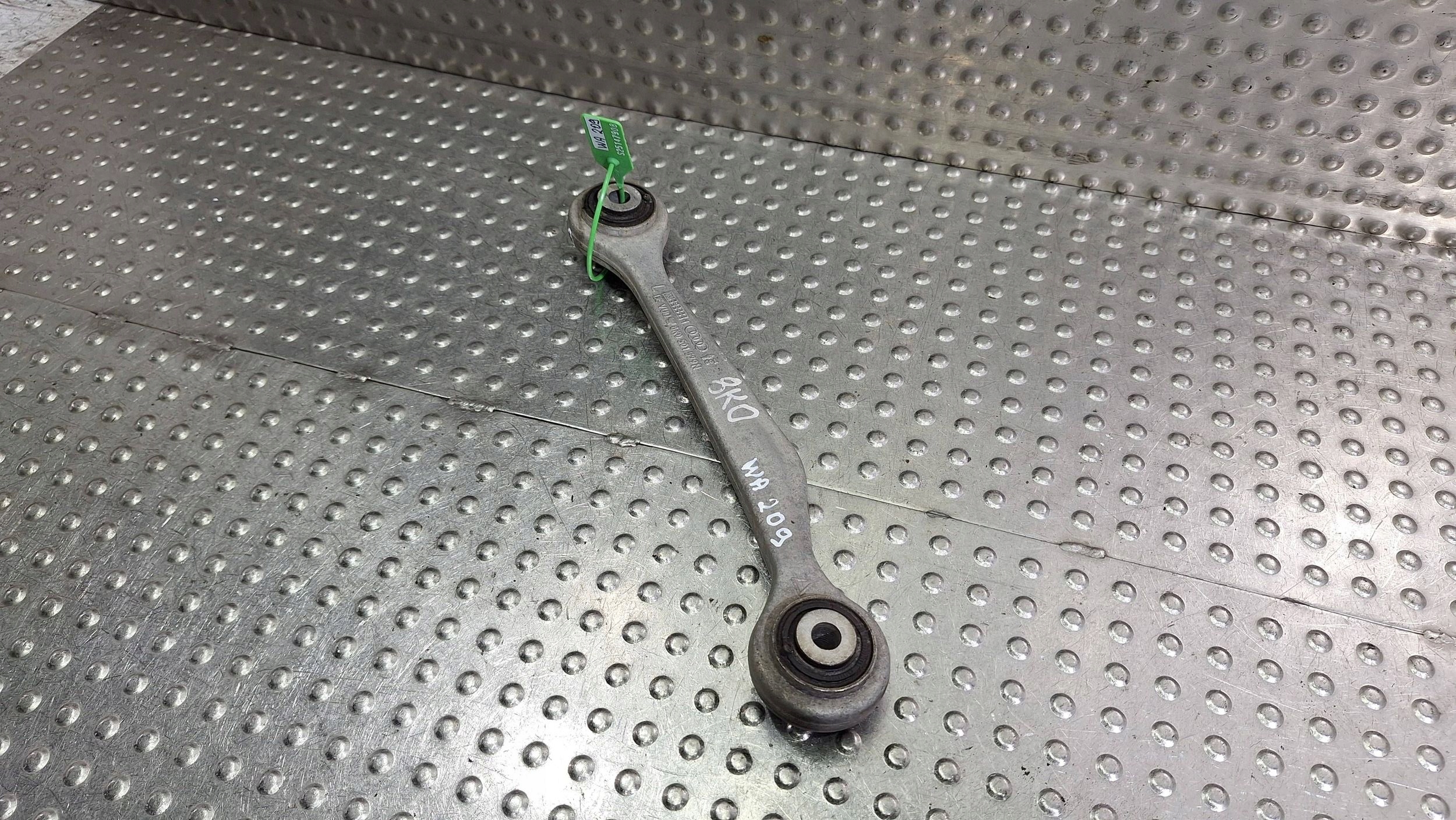 Querlenker links heck 8K0501529N AUDI A4 B8 A5 8T A7 A6 C7 Q5 8R