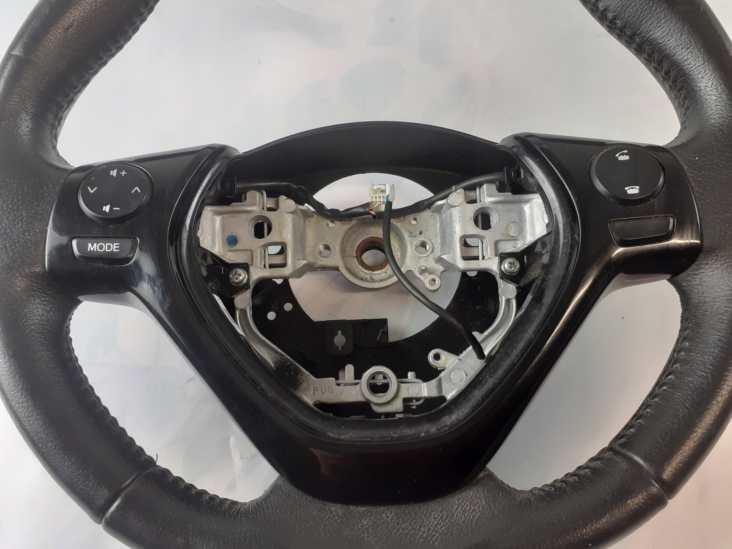 PEUGEOT 108 AYGO CITROEN lenkrad MULTIFUNKCJA