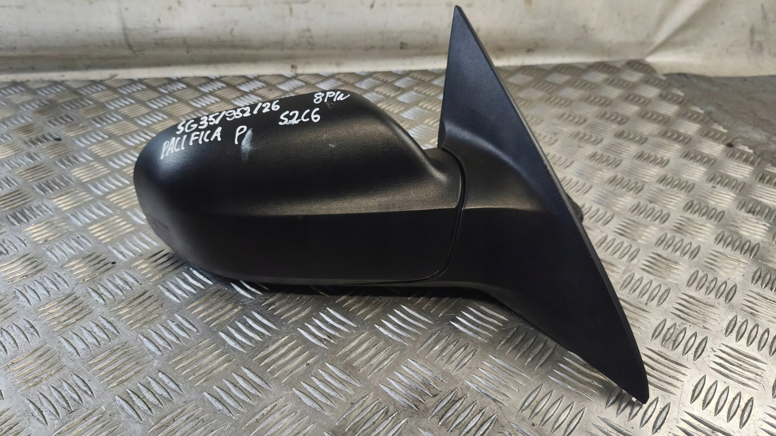 mirror right CHRYSLER PACIFICA 2004r 8PIN