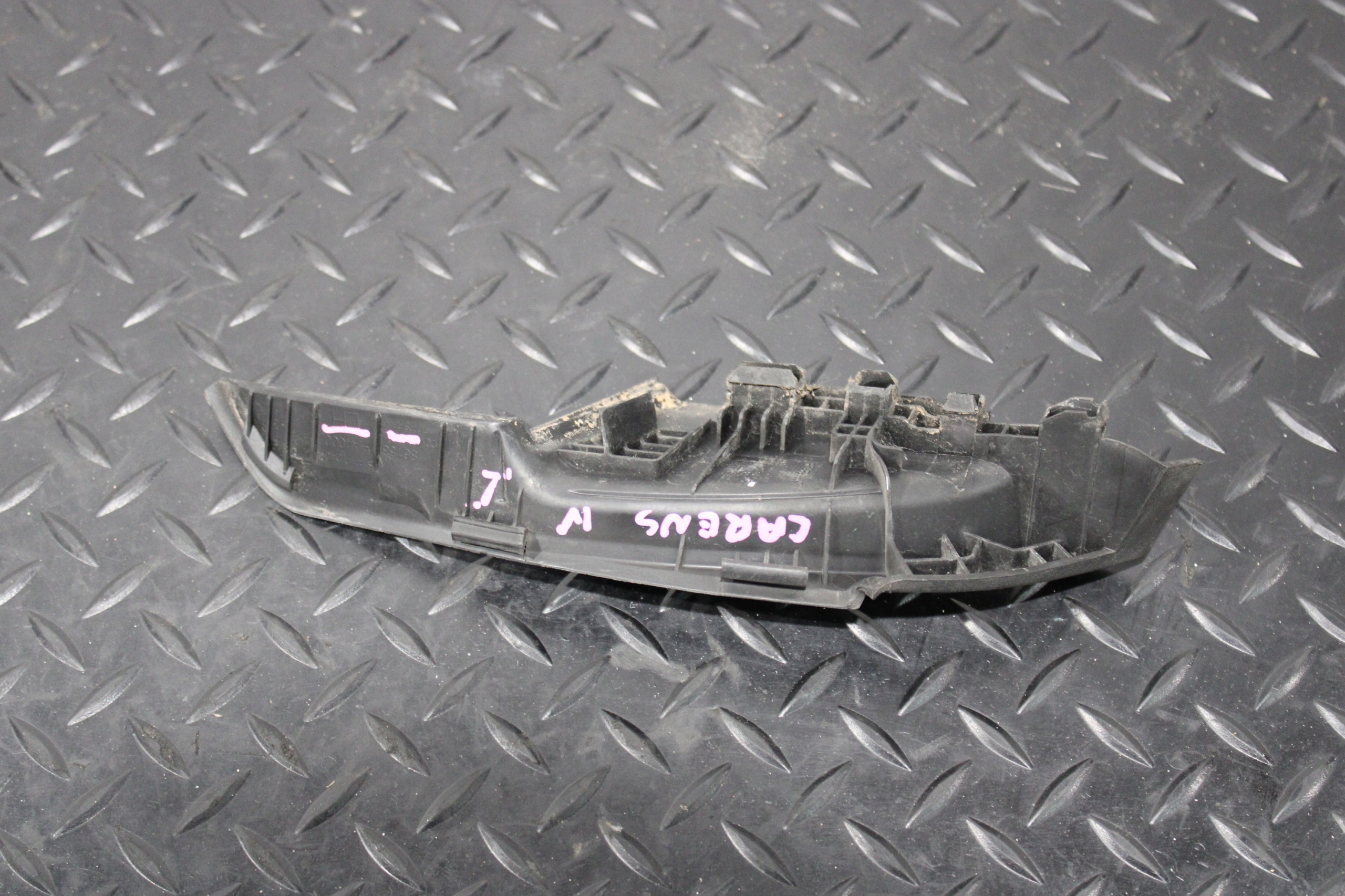 spoiler under the window left KIA CARENS IV 4 86153-A4000