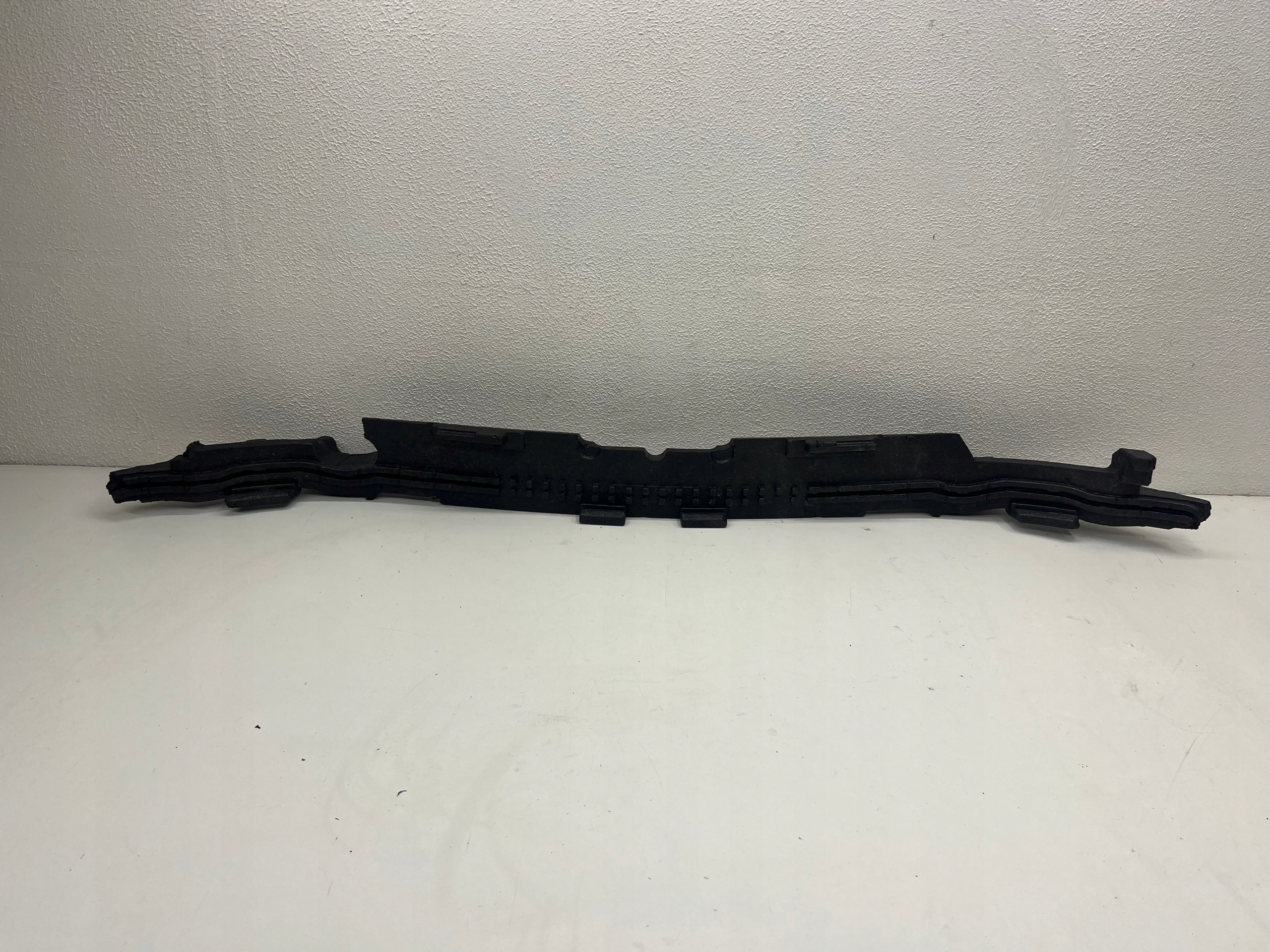 BMW X1 U11 m-packet ABSORBER nárazníku předek 8083315 originál