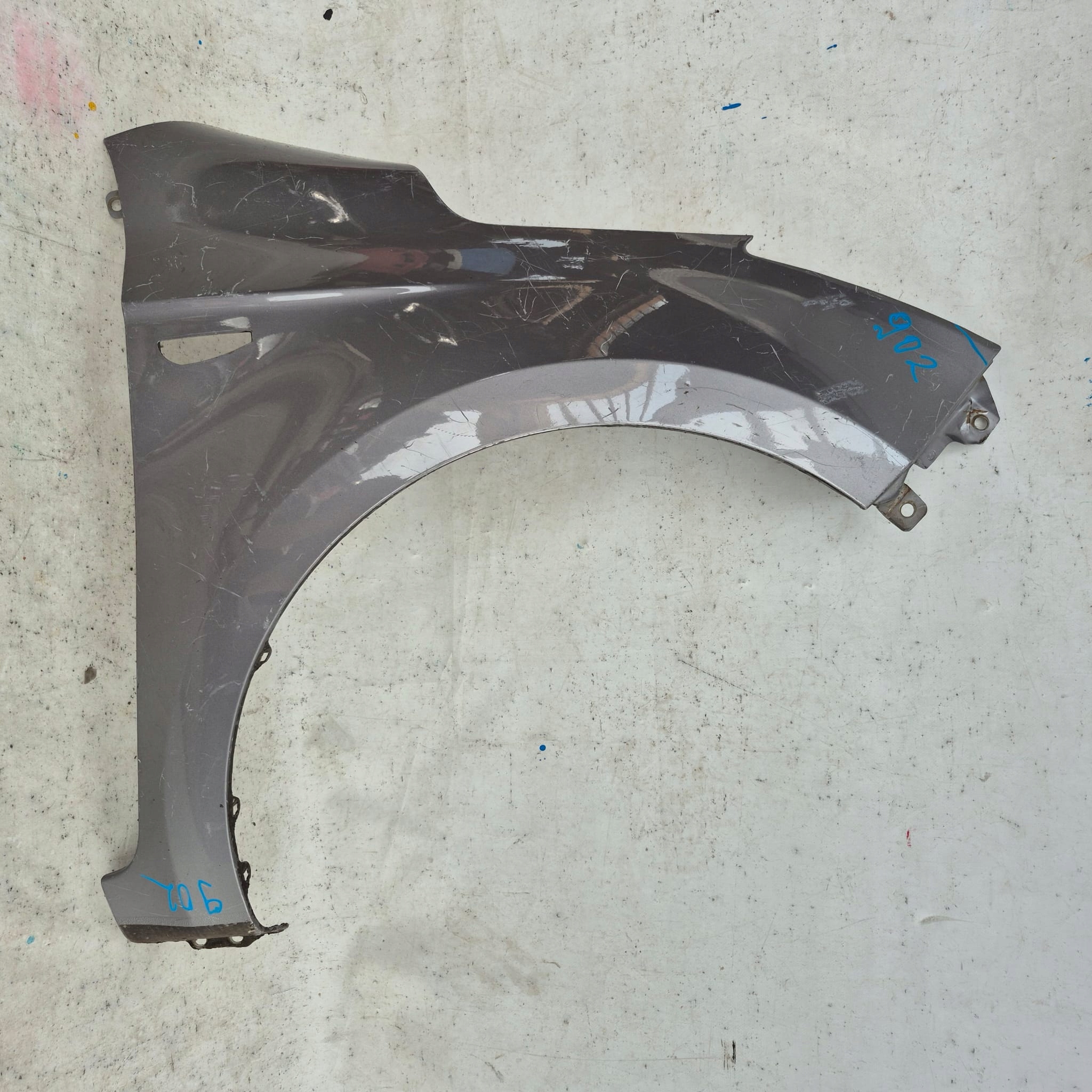HYUNDAI I20 and 1 LIFT 12-15 fender front front right