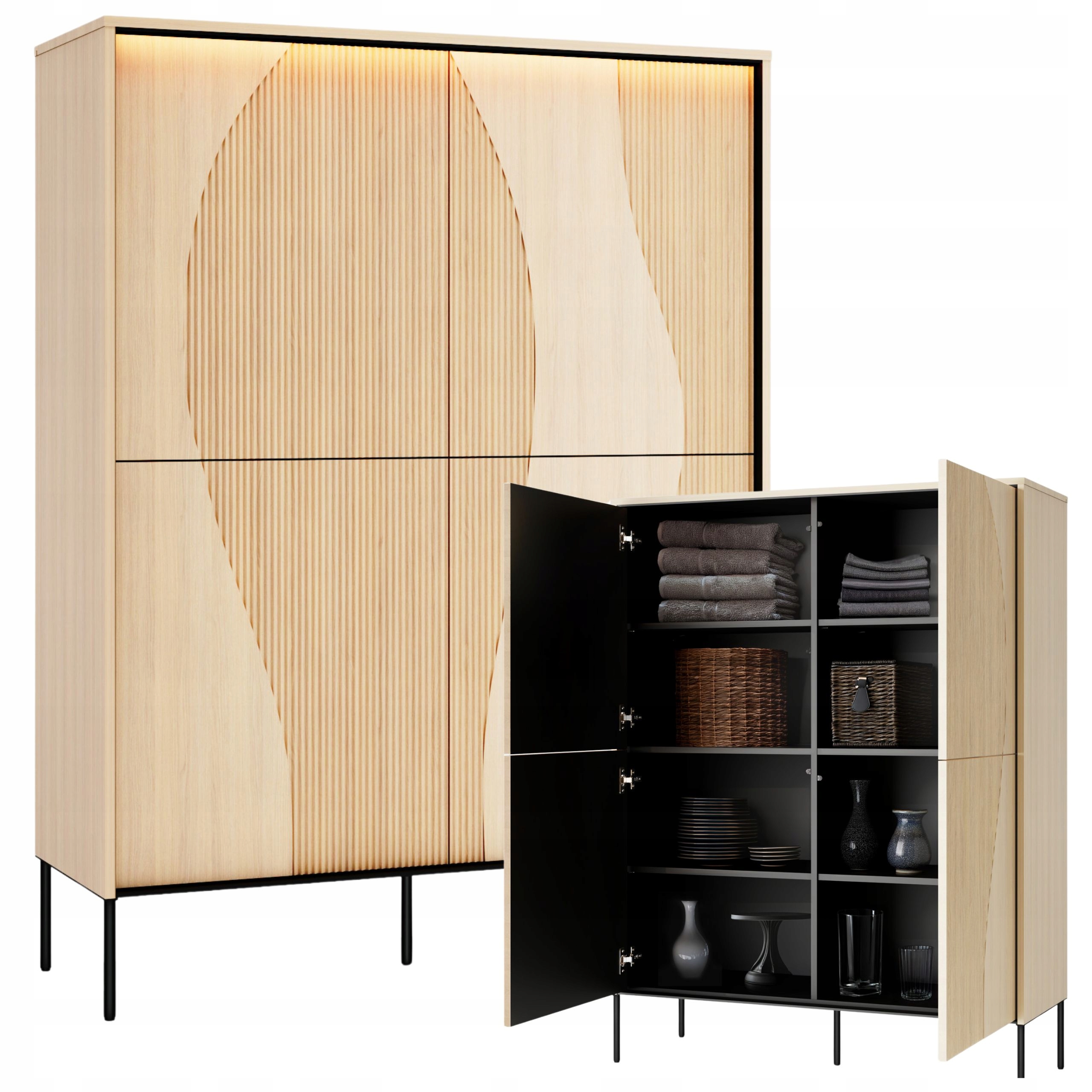 Komoda do Salonu Ryflowana 4-drzwiowa na Nóżkach Loft Drewniana FW-02
