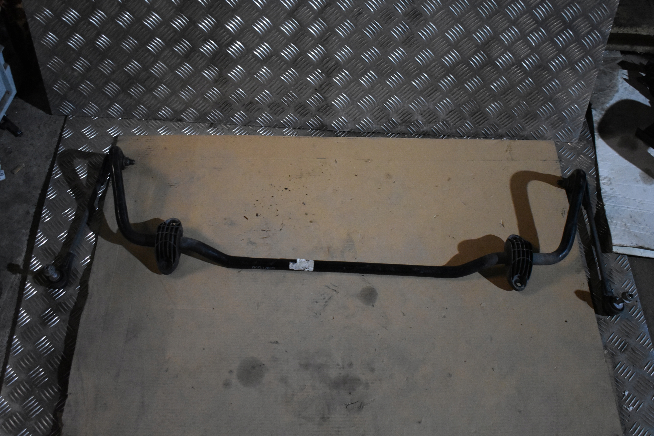IDEALNY STABILIZATOR front front BMW G01 1