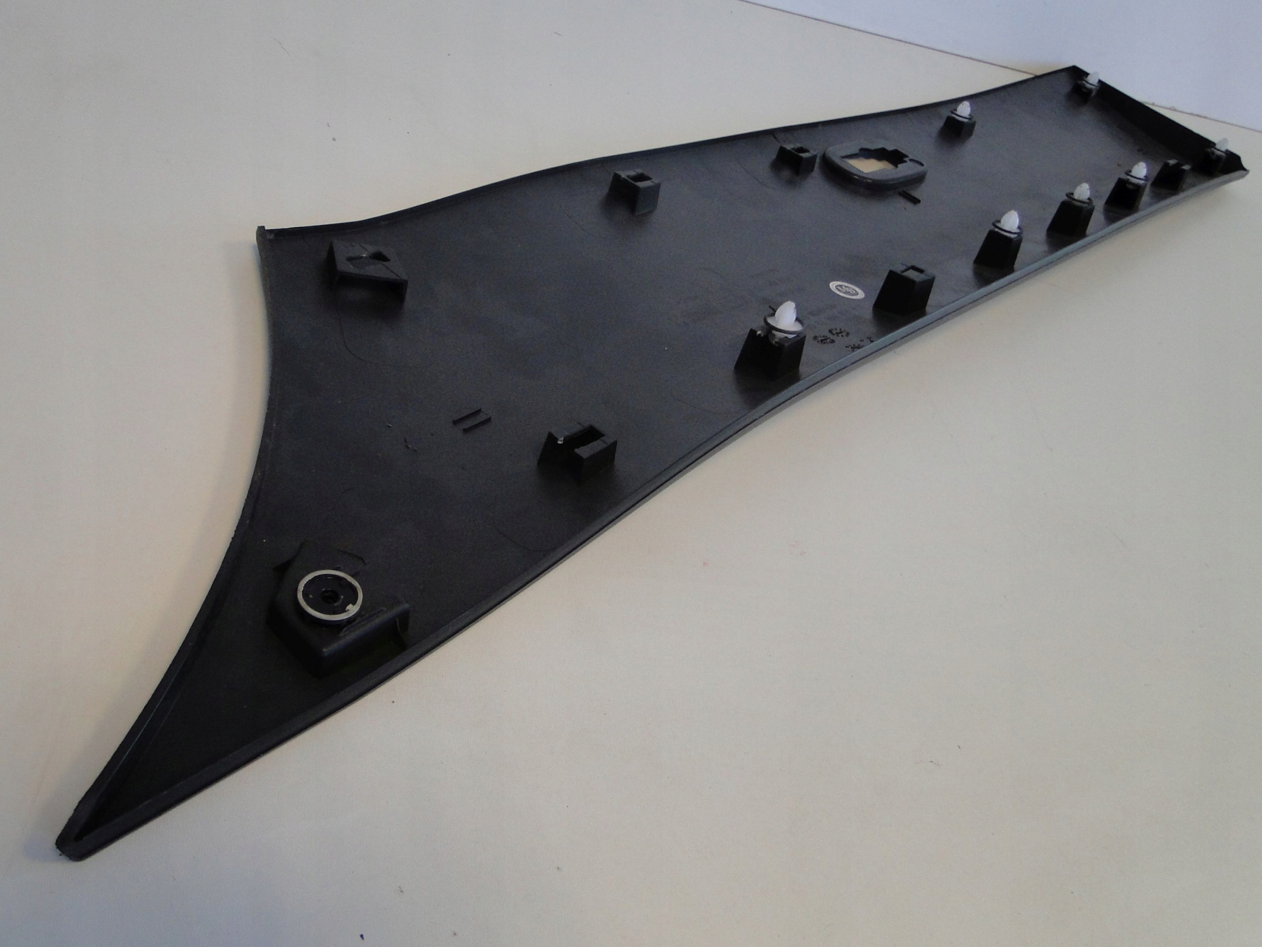 MERCEDES SPRINTER 907 LISTWA BOCZNA PRAWA TYLNA Typ samochodu Samochody dostawcze Samochody osobowe