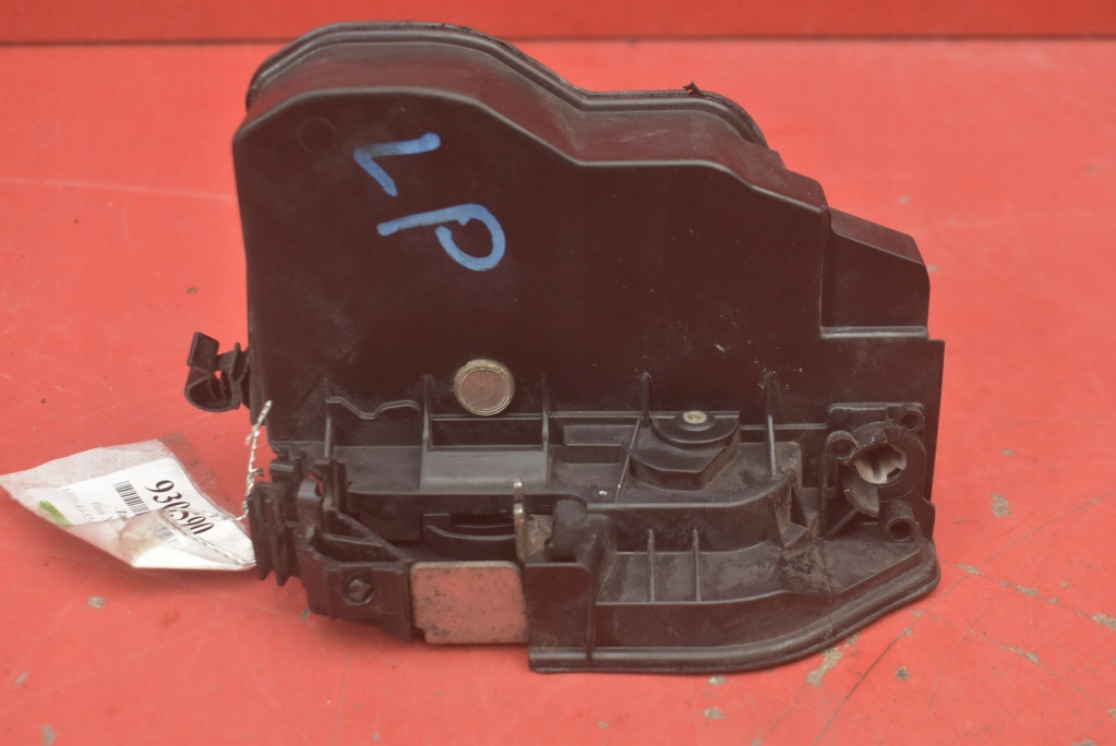 lock door left front front EU 7167071 BMW X5 E70 06-10
