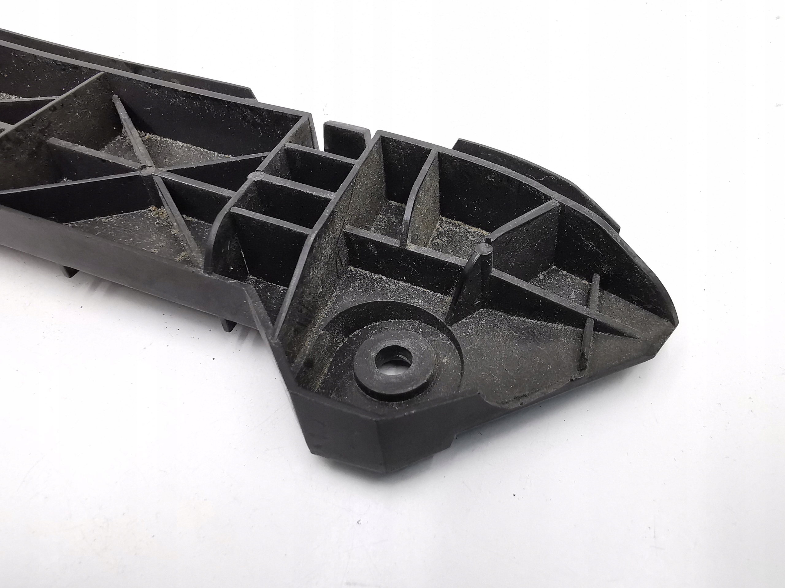 bumper bracket left rear part TOYOTA COROLLA E12 52576-02060