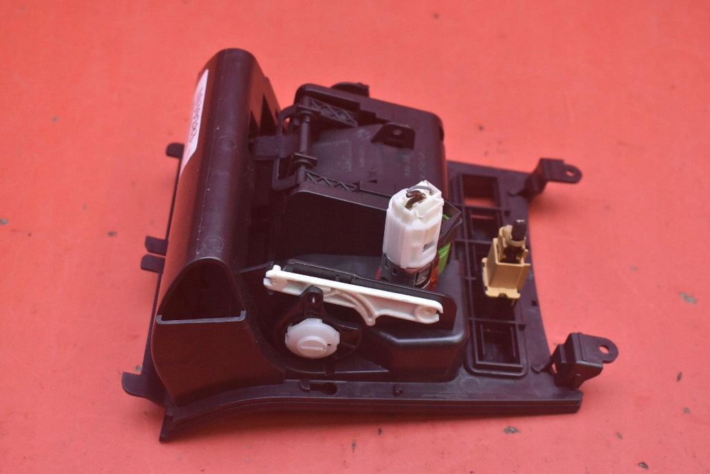 Handschuhfach mitte 5K0857961 VW GOLF 6 VI 08-15
