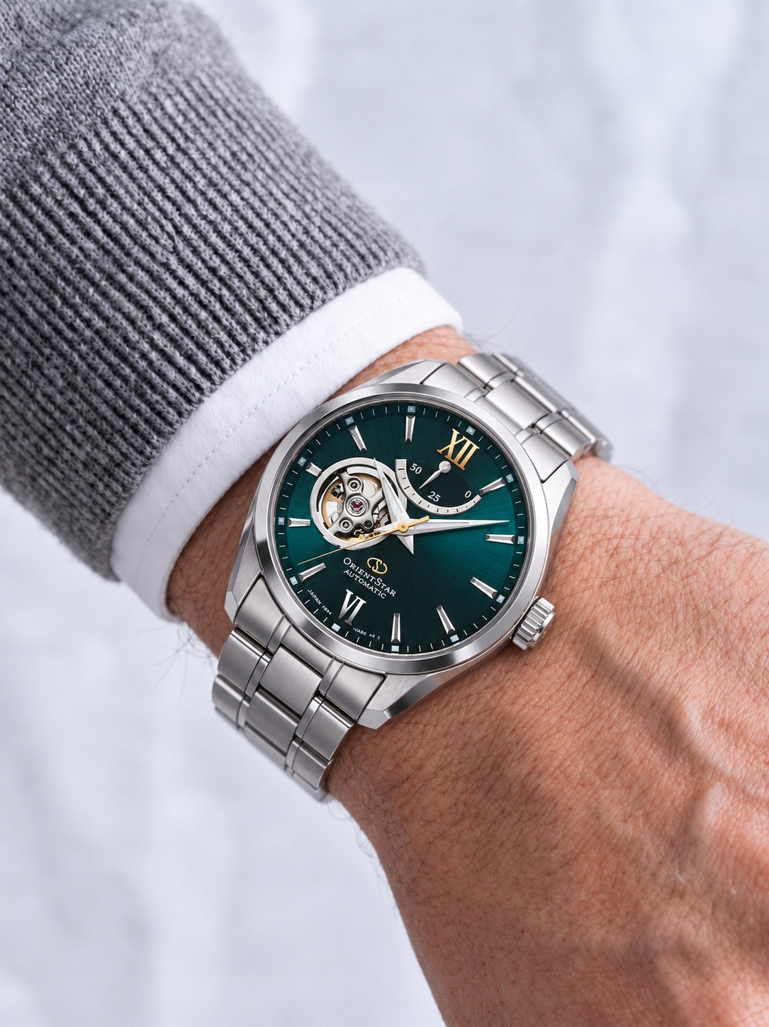 Mechanické moderní Orient Star RE-AT0002E00B 39,3 mm 10 Atm