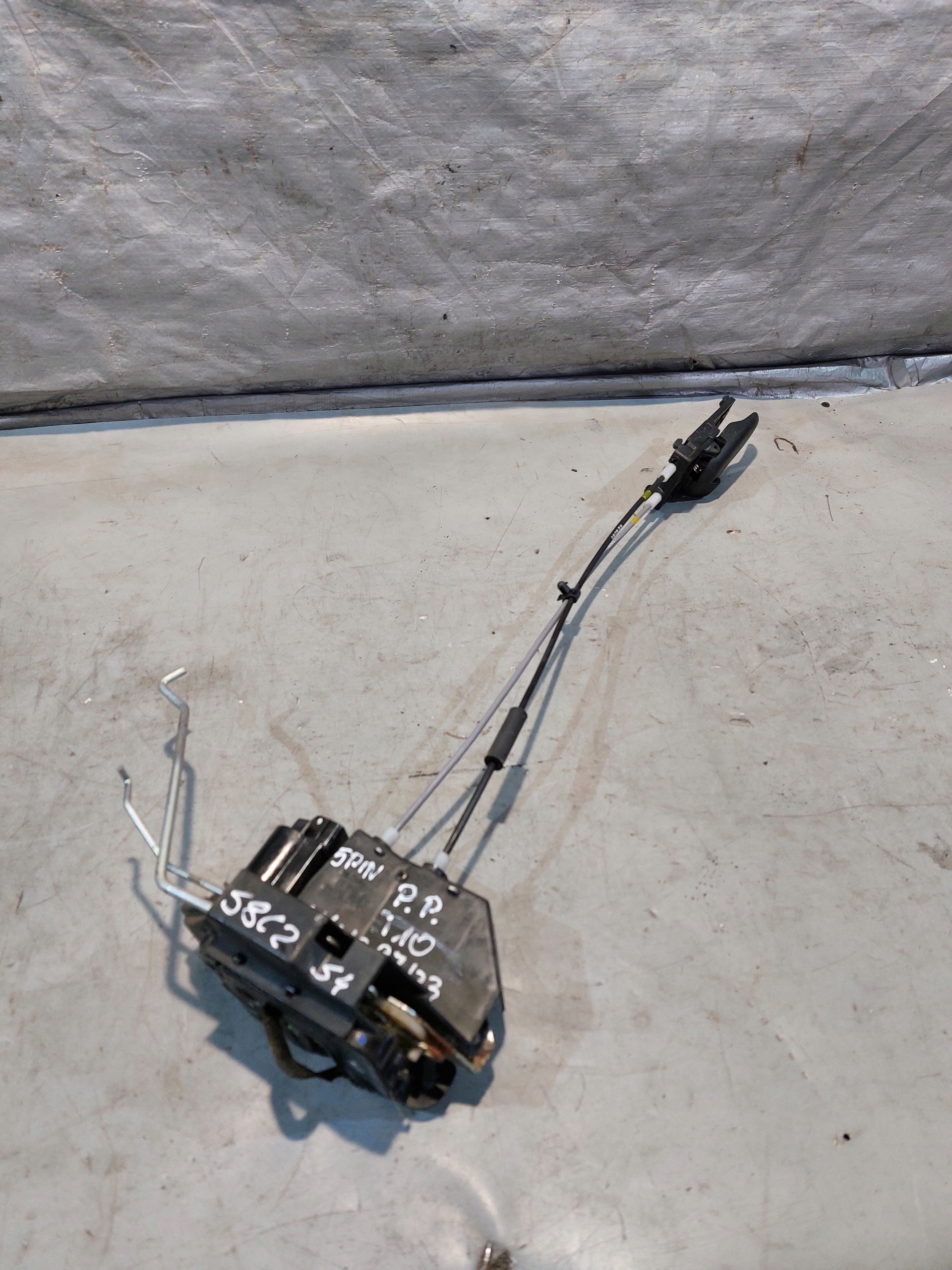 lock door right front 5PIN HYUNDAI I10 and