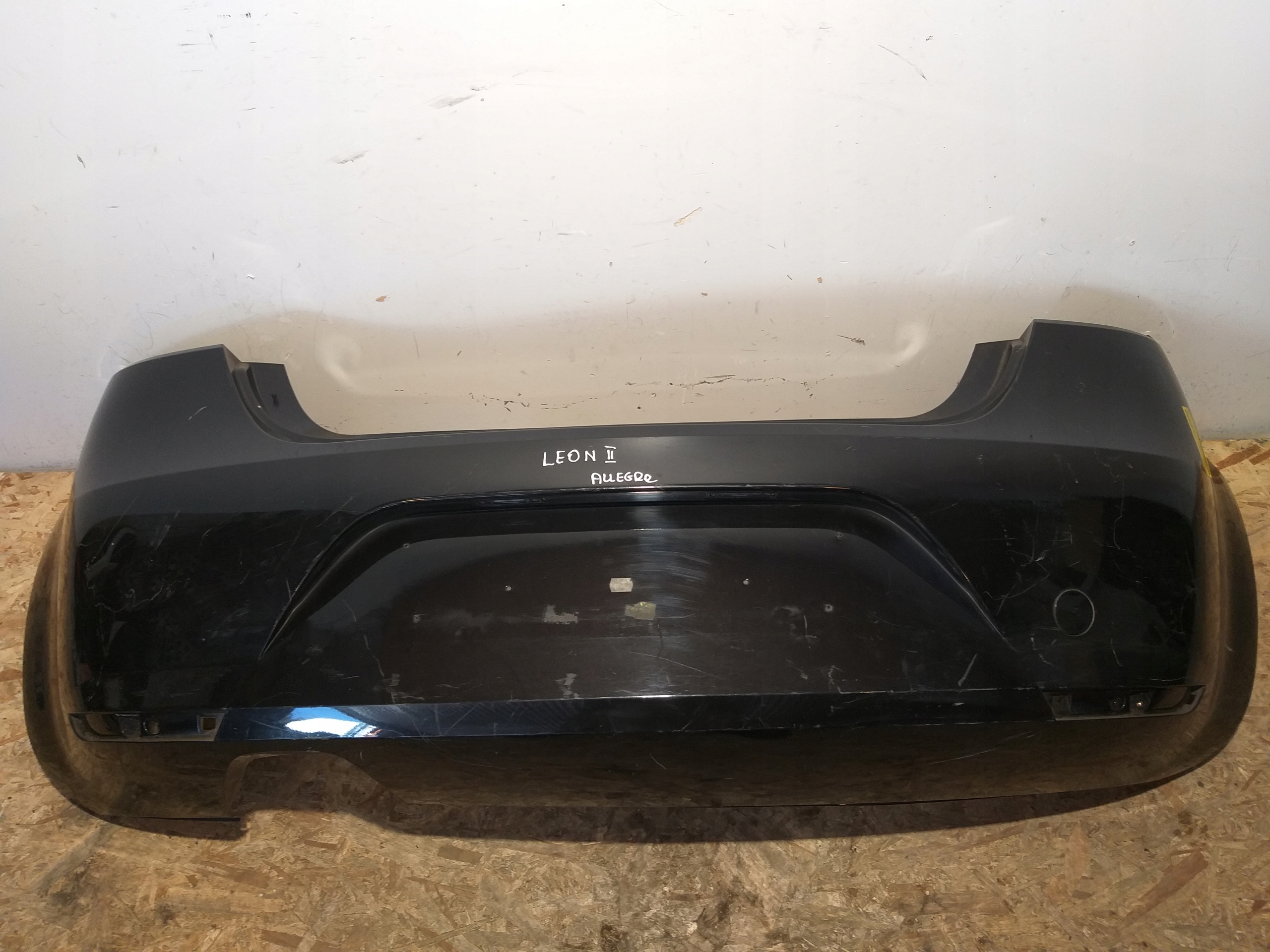 STOSSSTANGE HECK SEAT LEON II 1P0 -10