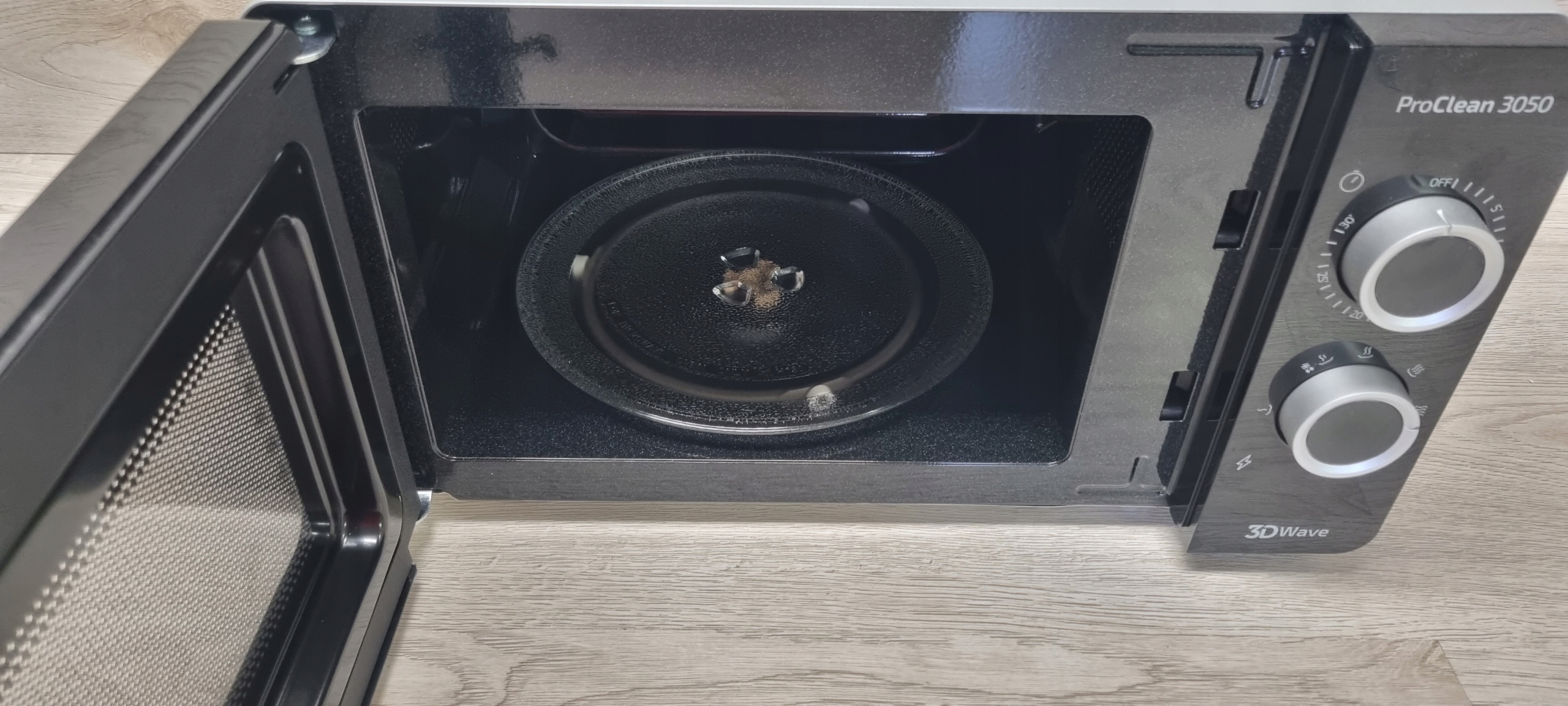 GG1019 Cecotec ProClean kuchenka mikrofalowa 20L Marka Cecotec