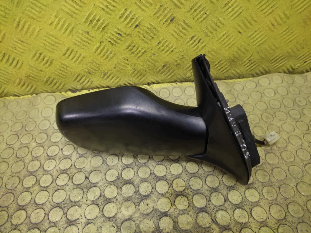 SUBARU JUSTY G3X spiegel rechts 5 PIN
