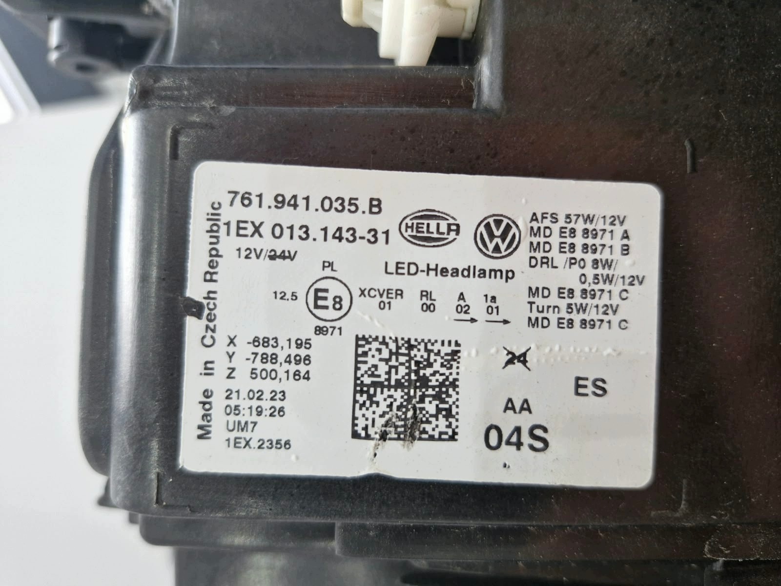 light left VW Touareg III 761 FULL LED