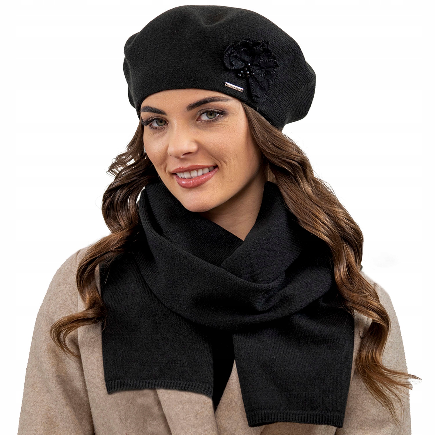 Beret a Šála teplá souprava černá Vivisence 7036 Kmpl