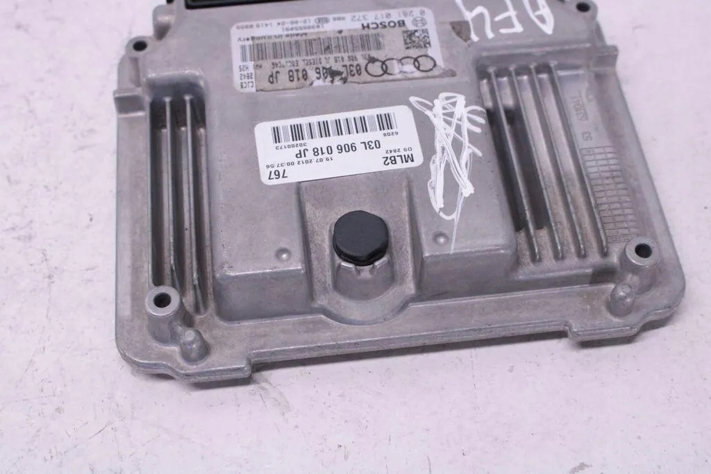 блок управления двигателем ЭБУ Audi A4 (8K2, B8) 03L906018JP 2.0дизель 105kW 2013