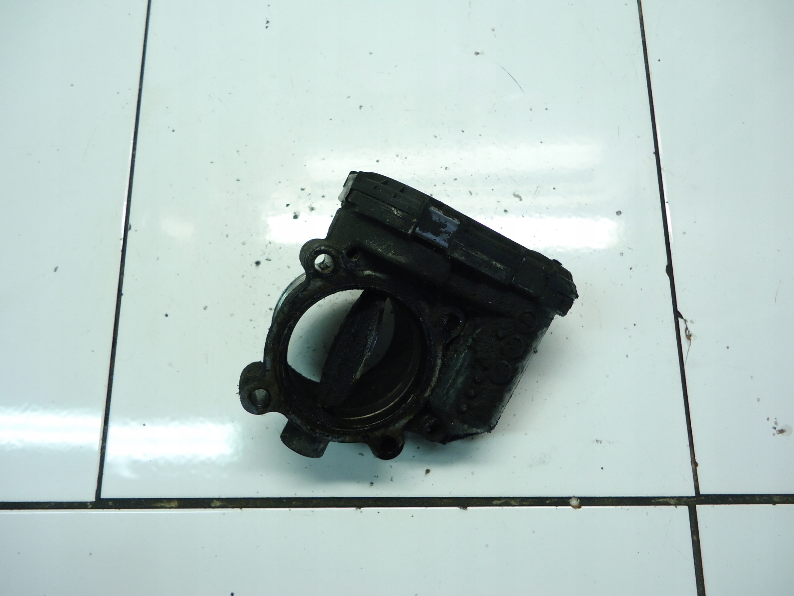 VOLVO S80 V70 2.4 D5 Valvola a farfalla 0281002701