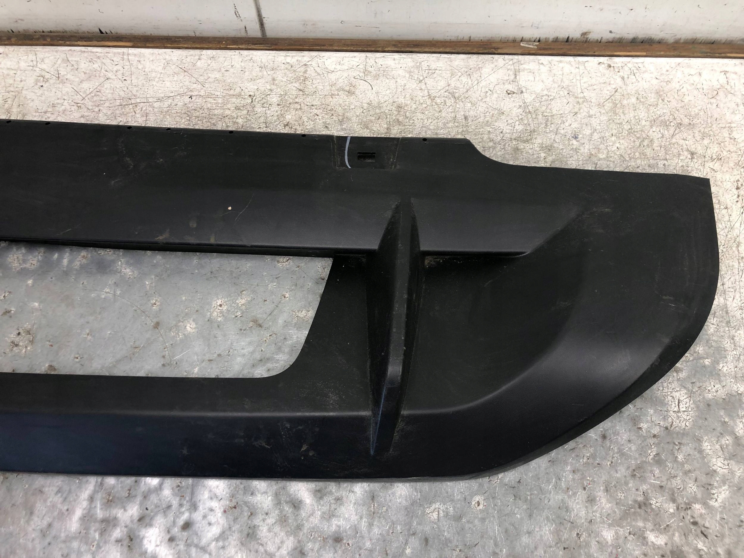 diffusore accessori Paraurti posteriore VW TAYRON II 57L807568