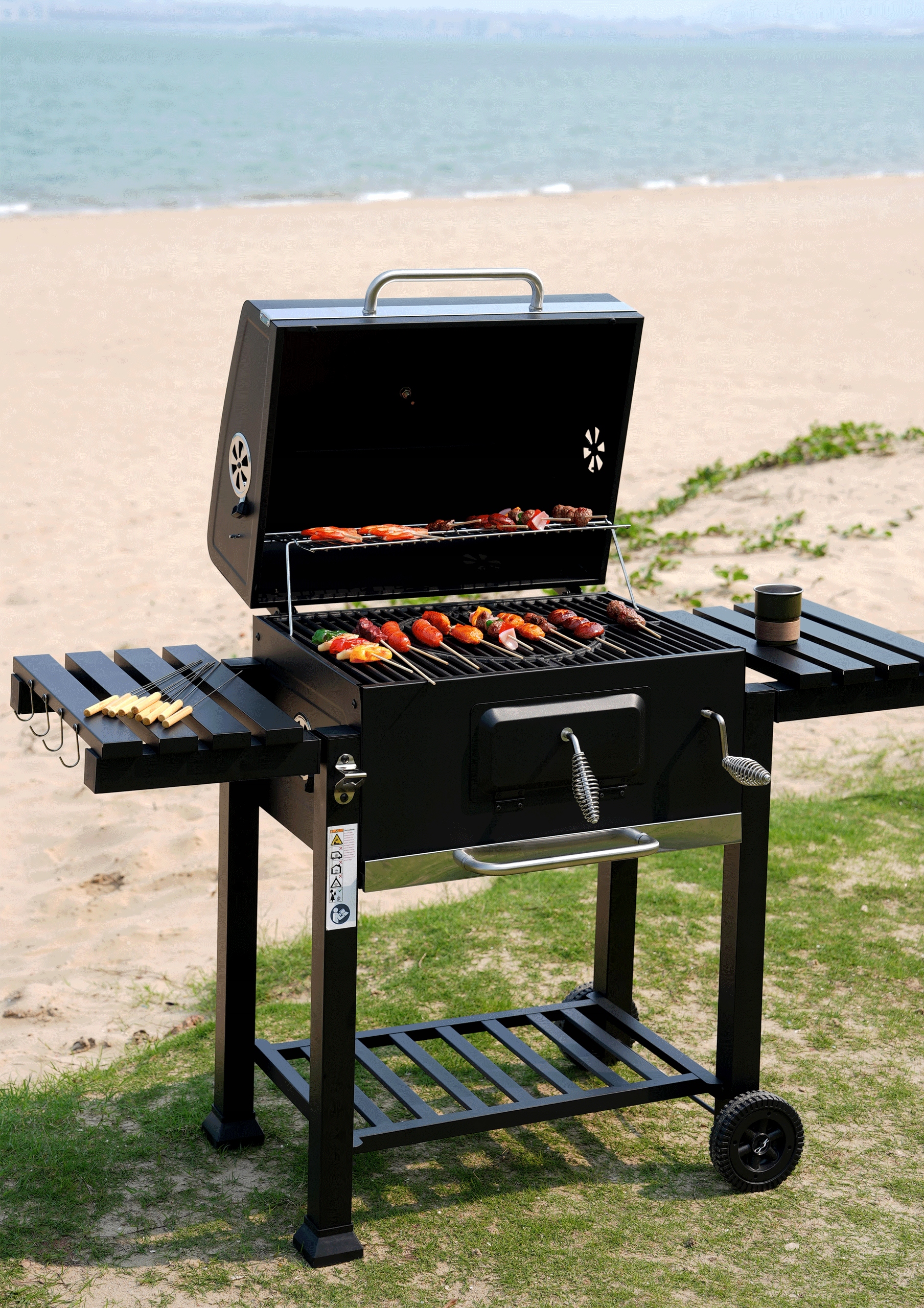 GRILL WĘGLOWY OGRODOWY RUSZT ŻELIWNY POPIELNIK + MATA PRIMAVEO MAJESTAT XXL Producent inny