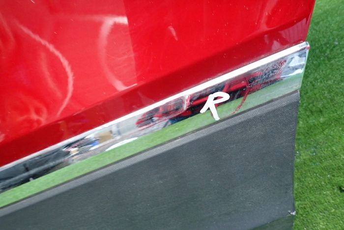 VW TIGUAN II 15- door left rear. rear part
