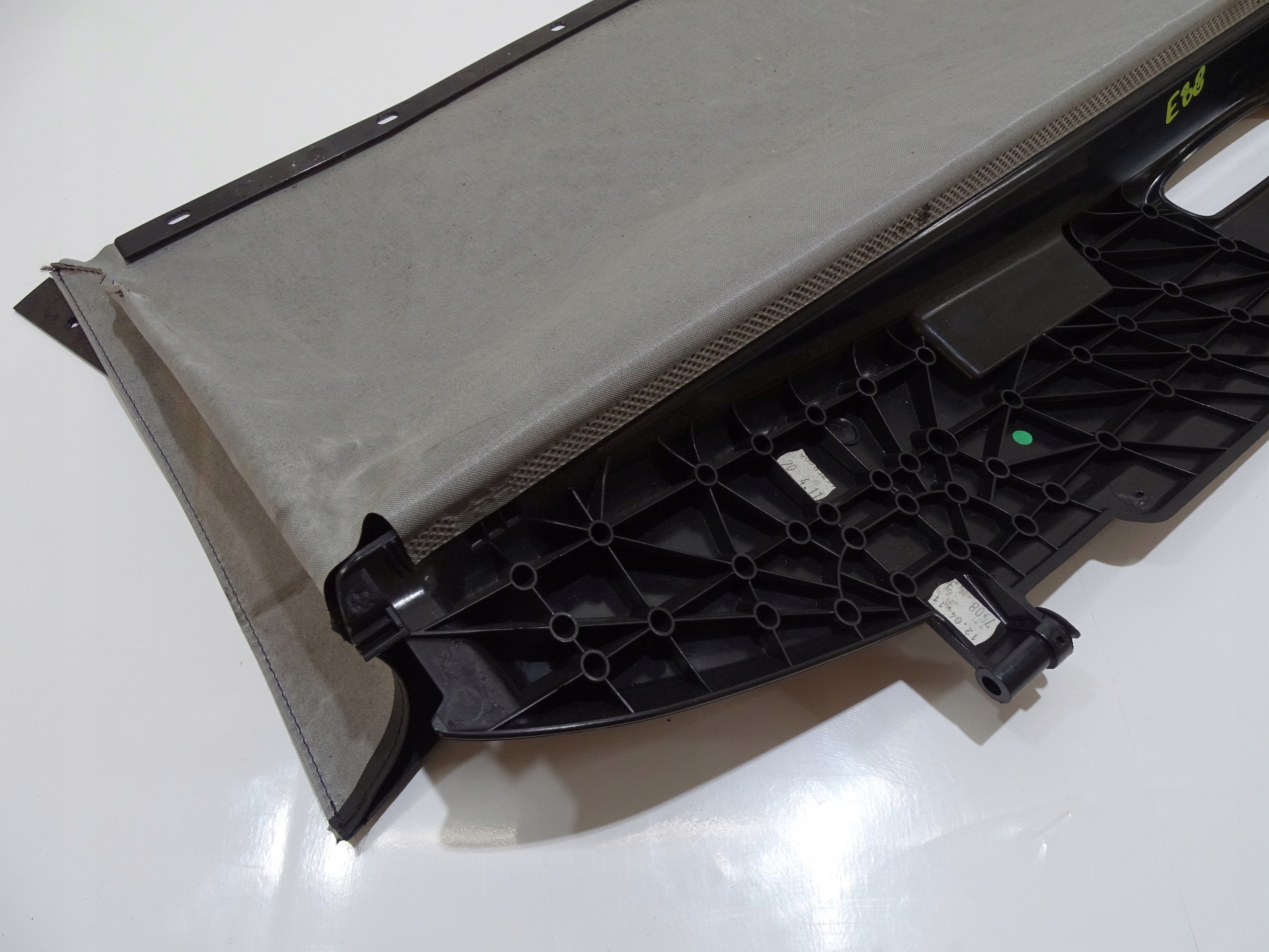 POJEMNIK für dach BMW E88 7181953 (20210642)