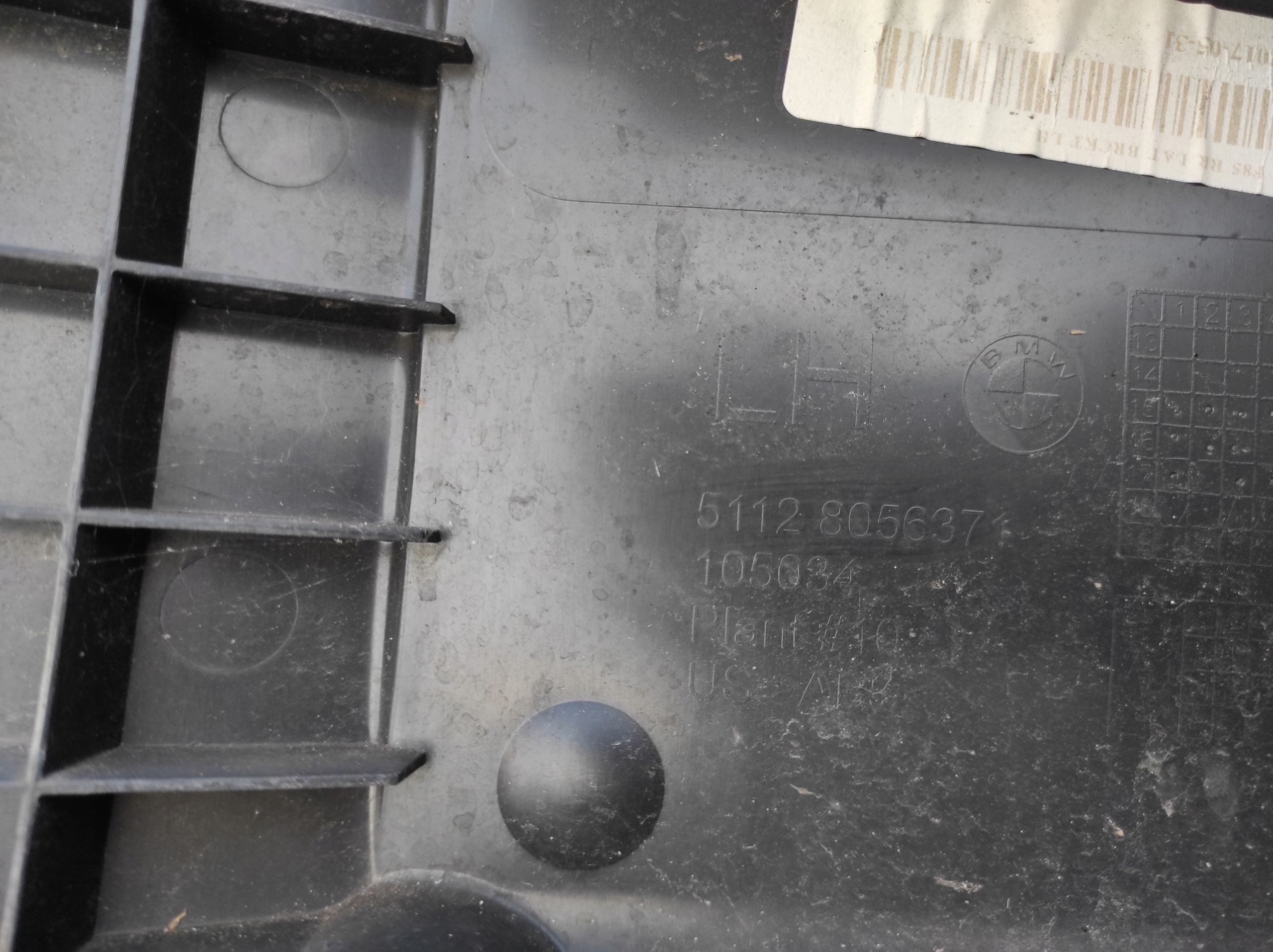 bumper bracket rear part left BMW X5 F85 m-packet 8056371