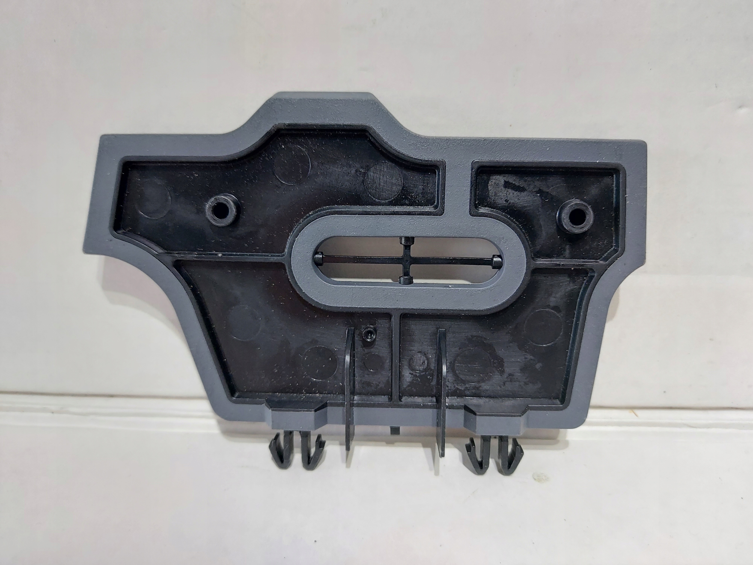 MEGANE II 02- WKŁADKA USZCZELKA NADWOZIA LEWA PRZÓD 8200067311 Typ samochodu Samochody osobowe