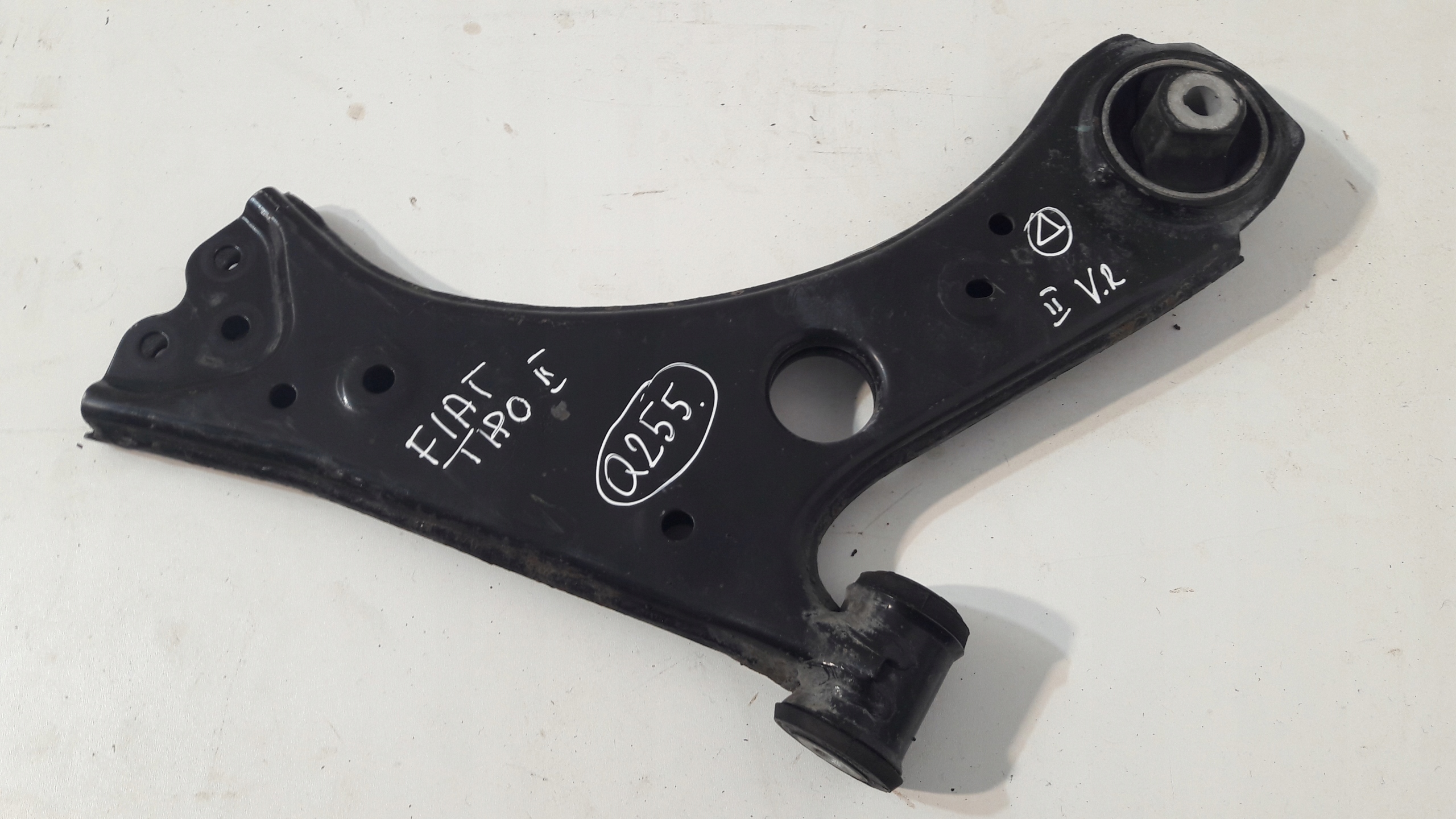 FIAT TIPO II arm right front 2016