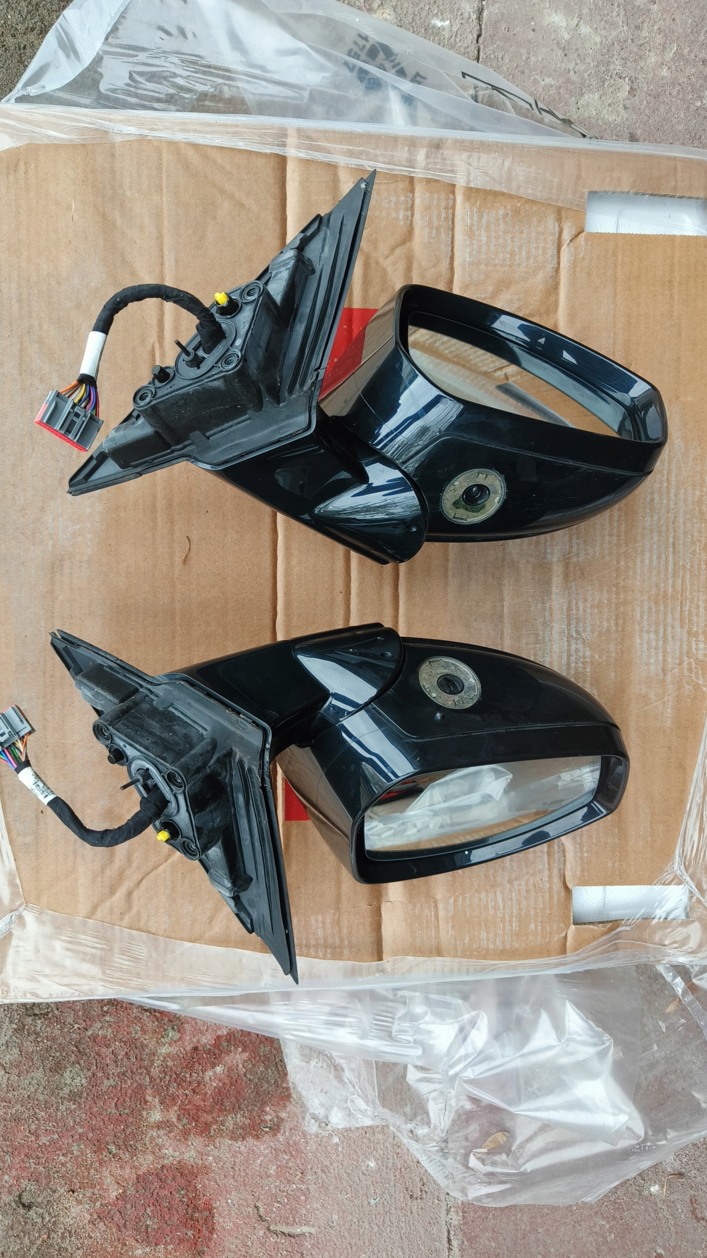 LAND ROVER Range Velar L560 зеркало левое 18 пин