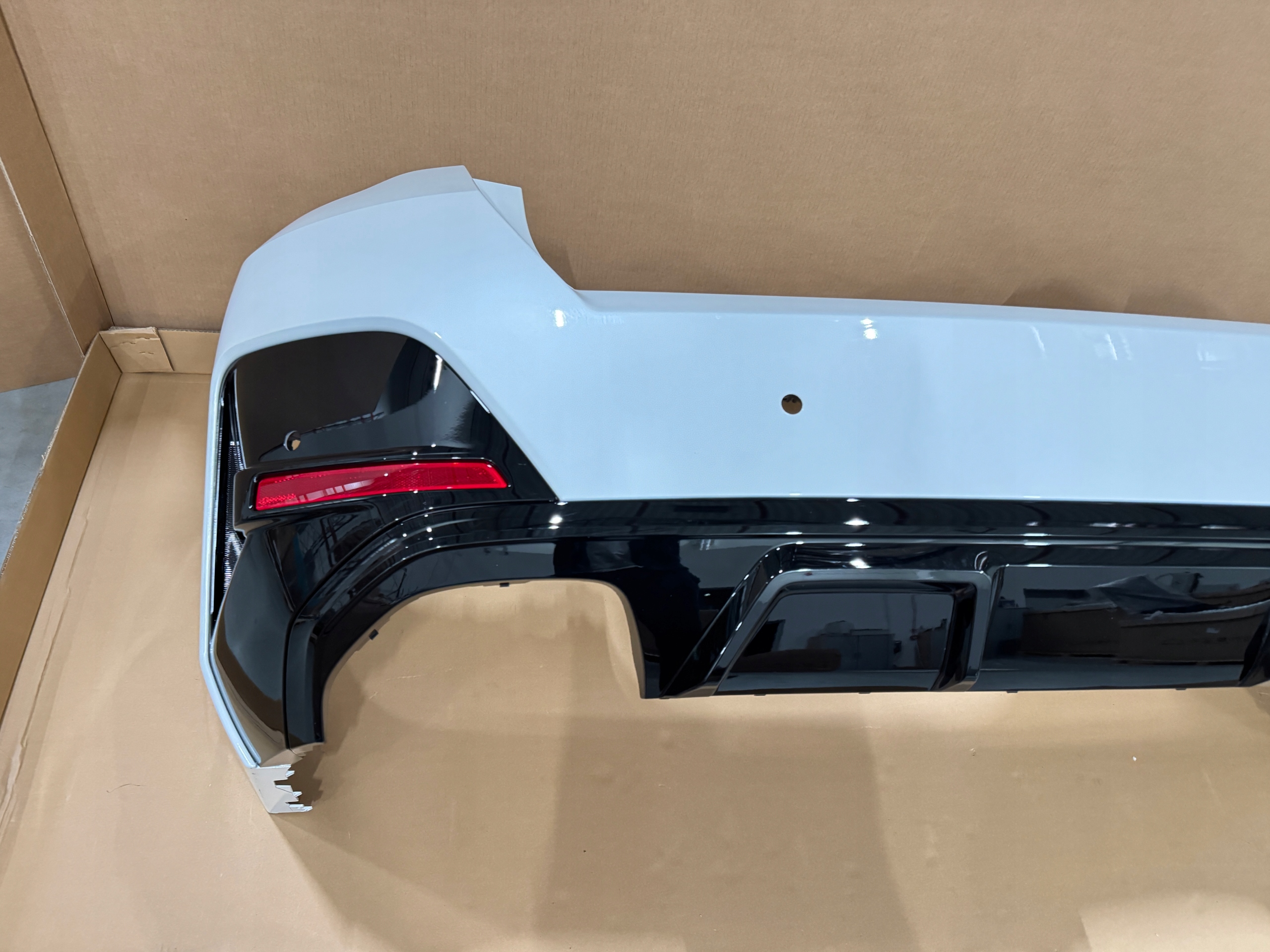BMW G26 4 I4 2025 GRAN COUPE bumper rear 6xPDC m-packet 8078583 0km