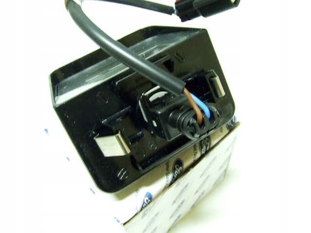 LAMPKA TABLICY REJESTRACYJNEJ FORD TRANSIT 2014 Car type Cargo vans Trucks