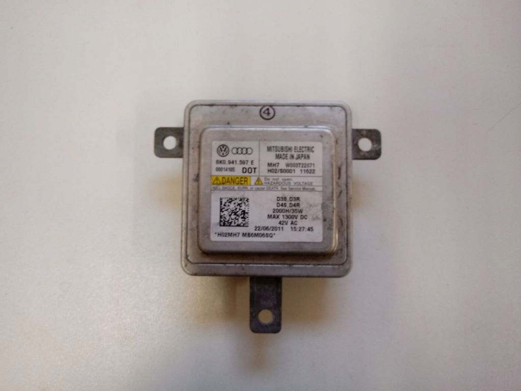 8K0.941.597E - Ксеноновий інвертор 8K0. 941. 597 E