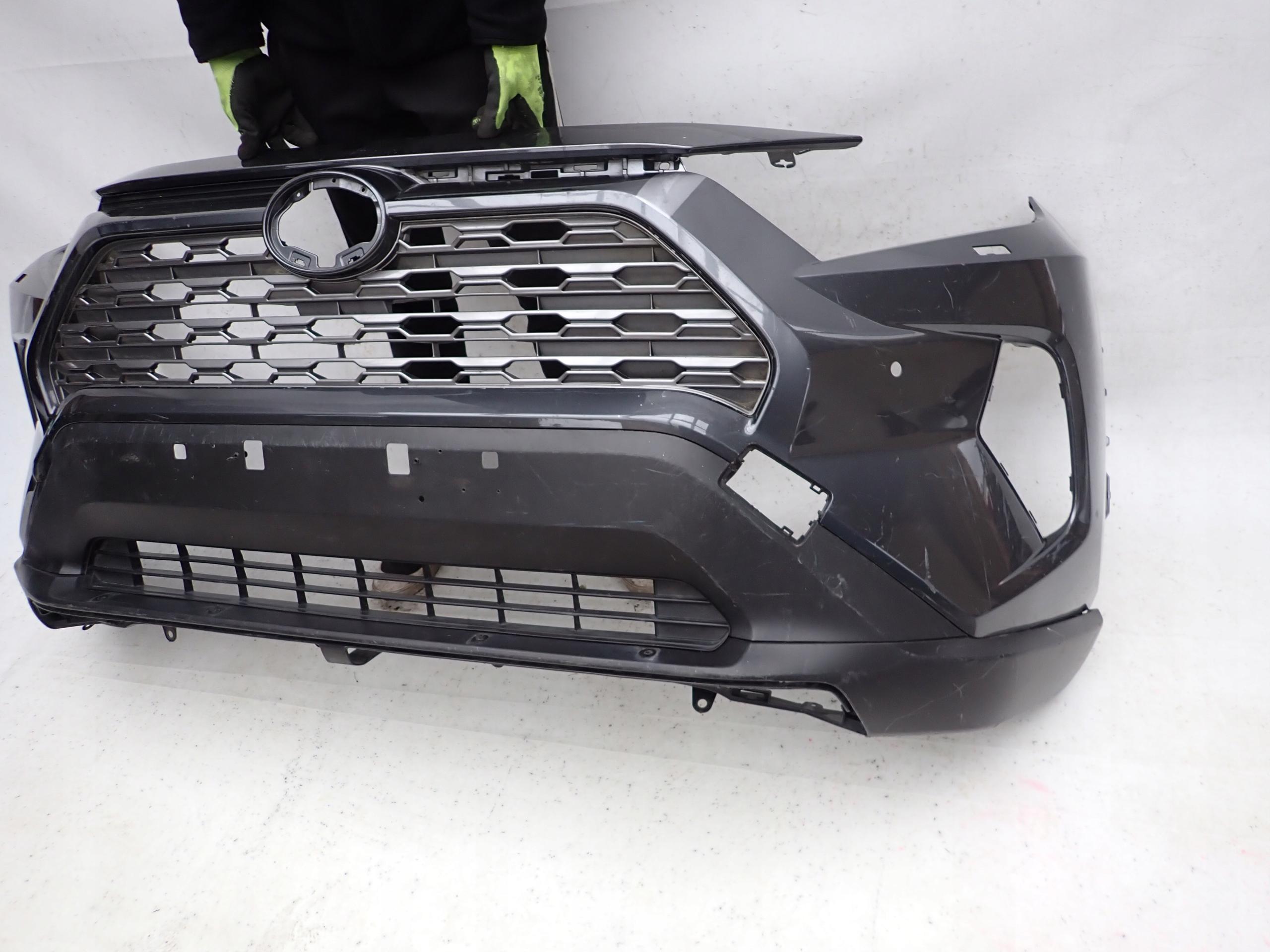 TOYOTA RAV4 V 19- bumper front front PDC SPR