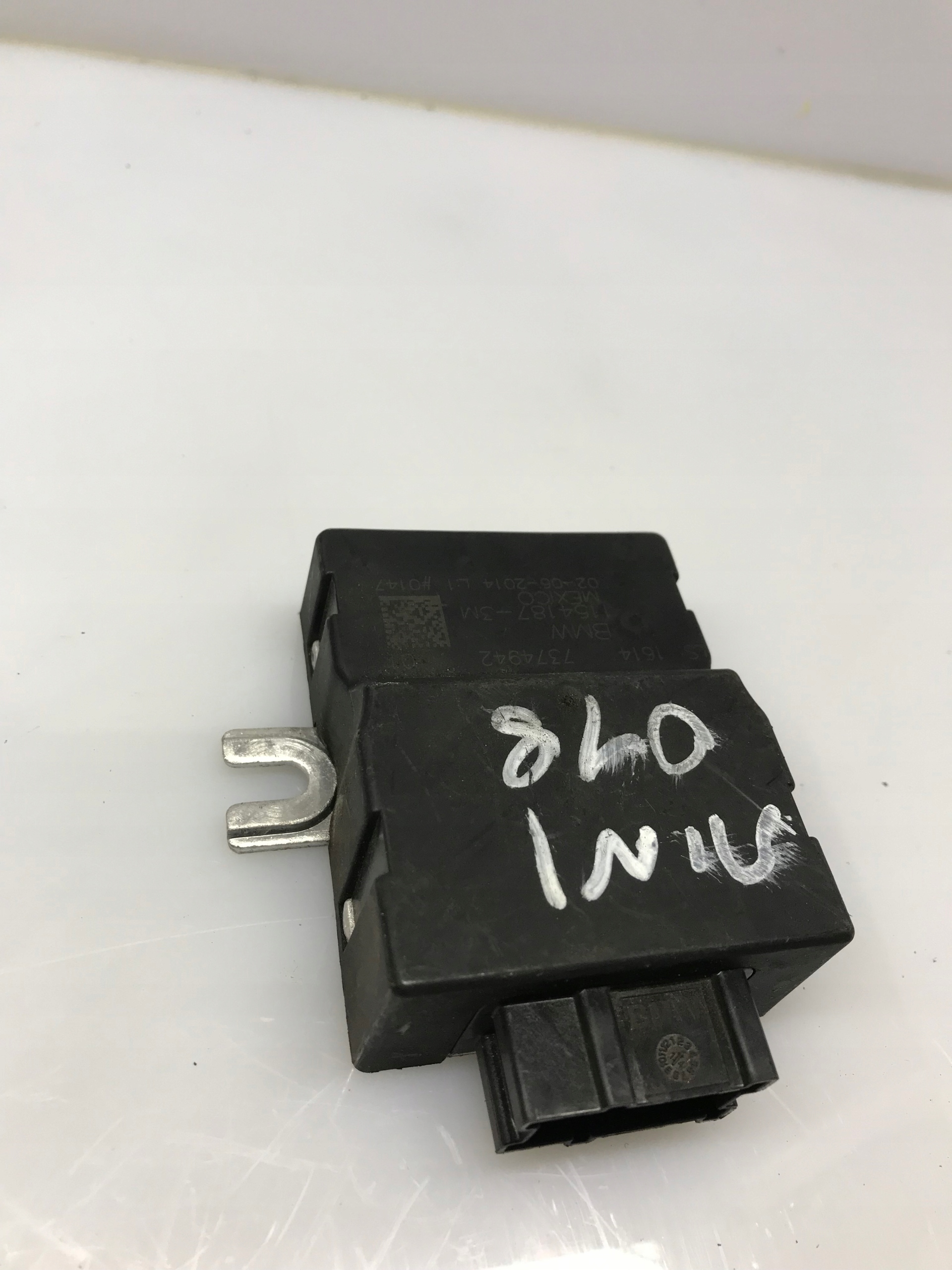 MODUŁ STEROWNIK POMPY PALIWA BMW 7374942