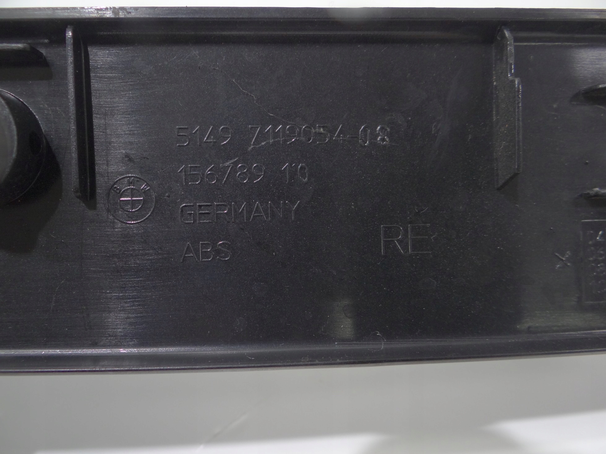 moulding cover bonnet boot right BMW E91 7119054