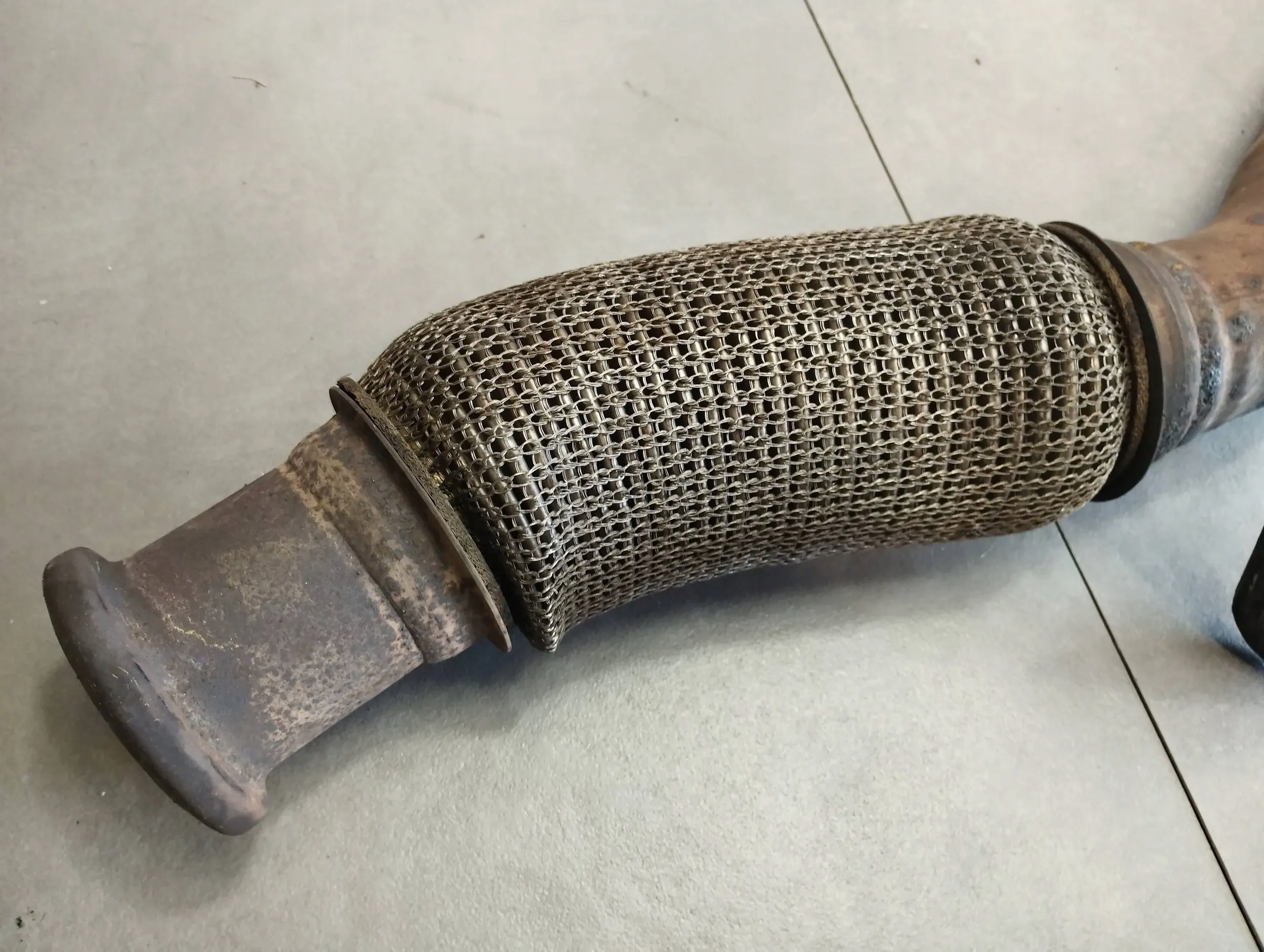 Audi A3 8V 1.6 TDI pipe exhaust 5Q0253059FC