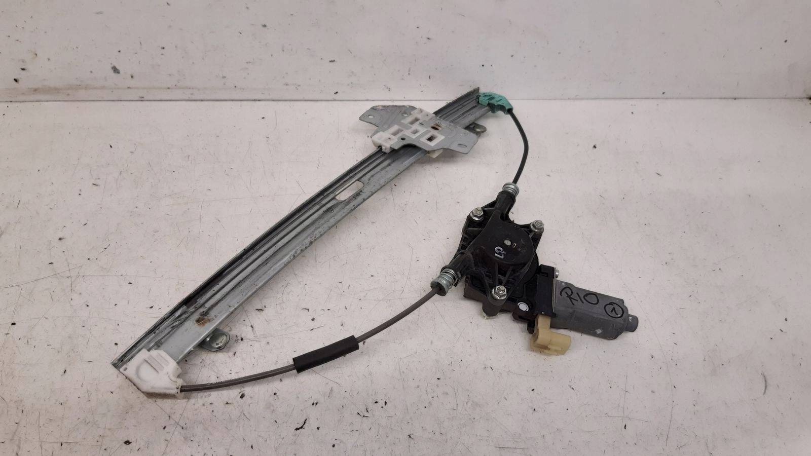 window regulator left front mechanism Kia Rio II 1,4 16V