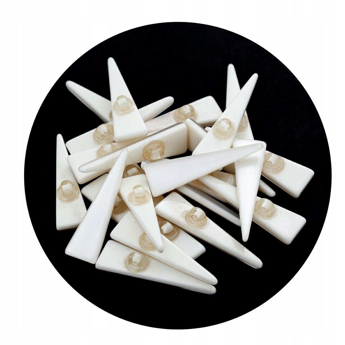 Knoflíky 45 x 12,5mm patka 10 Ks bílá