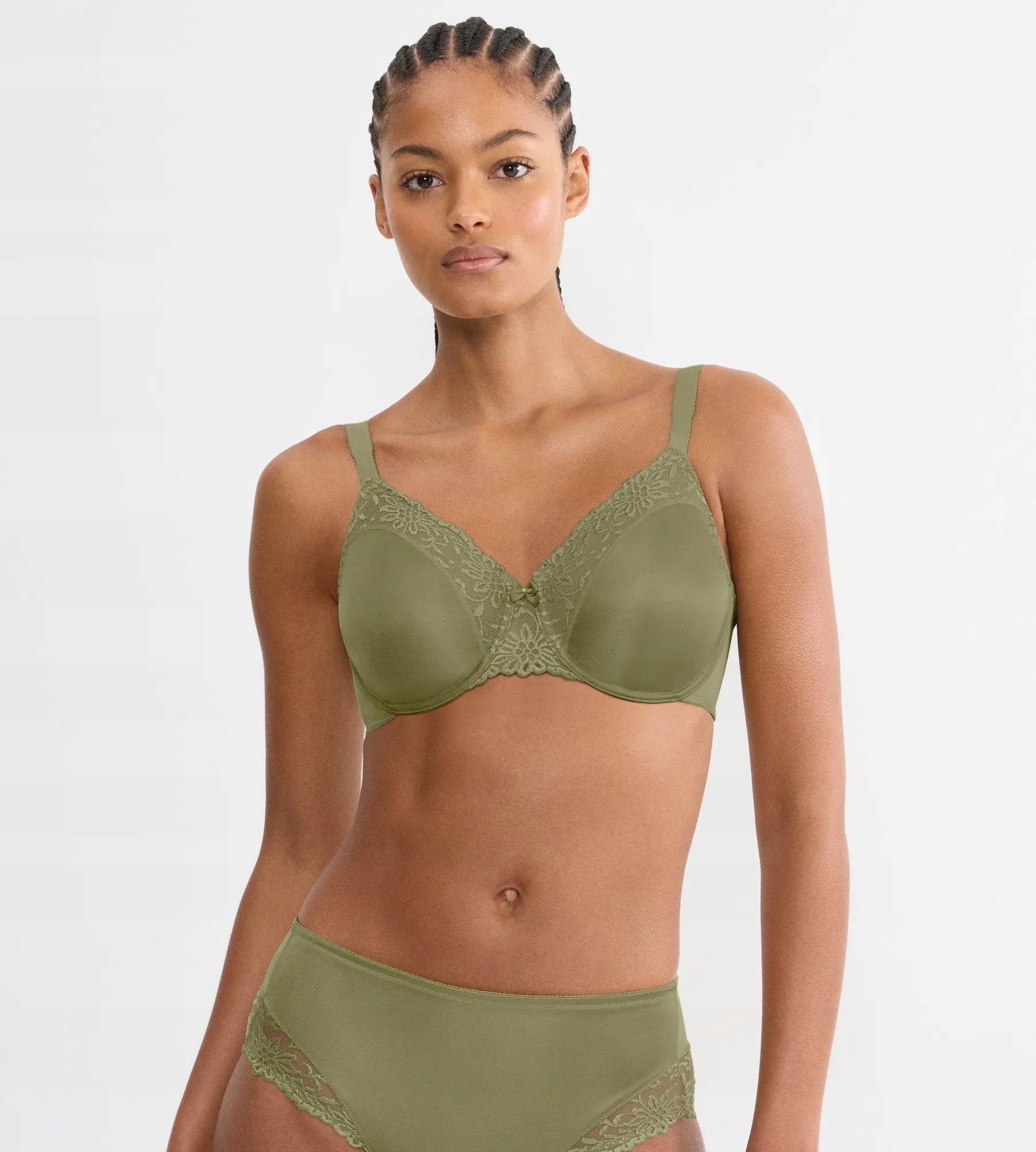 Podprsenka Triumph Ladyform Soft T W01, velikost 95C