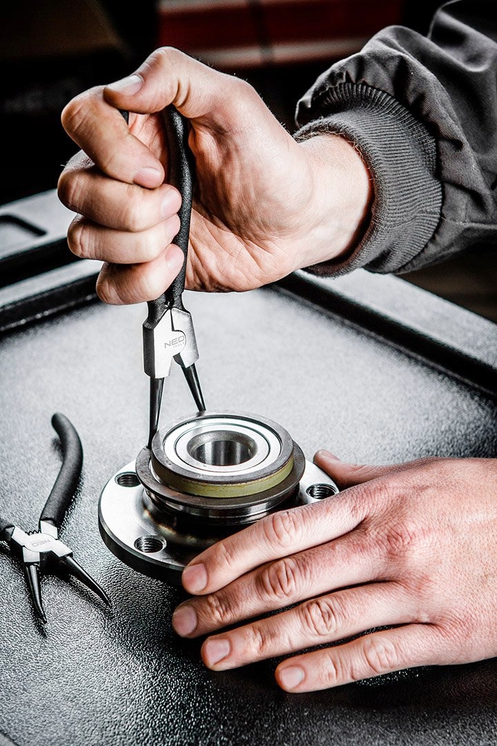 SZCZYPCE SEGERA DO PIERŚCIENI SEGERÓW PROSTE WYGIĘTE ZEWNĘTRZE WEWNĘTRZNE Marka Neo Tools