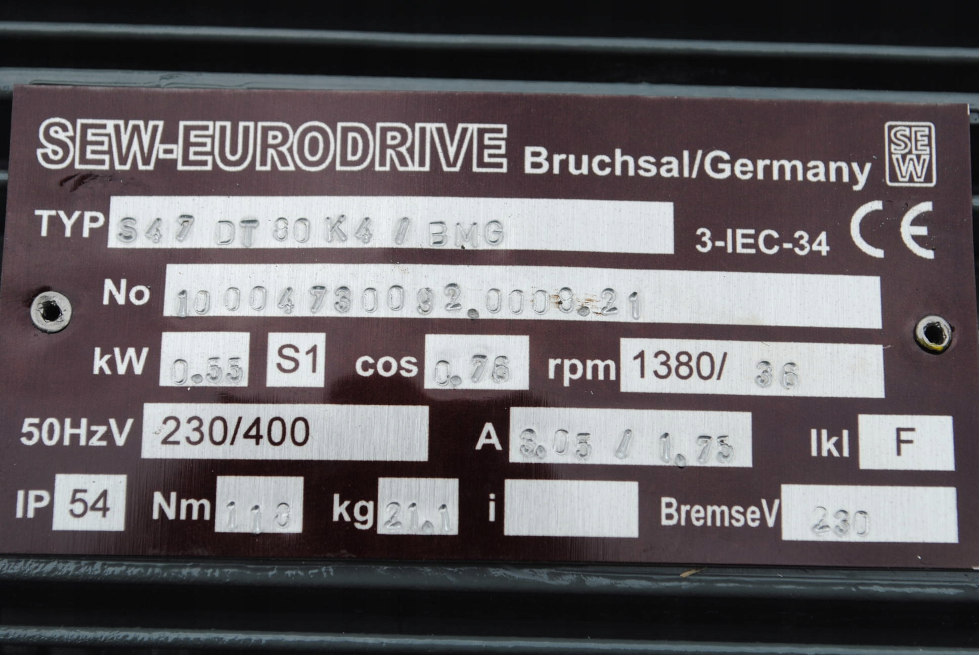 Motoreduktor kątowy 0.55kw. 36obr./min. z hamulcem . Firmy SEW Model kątowy