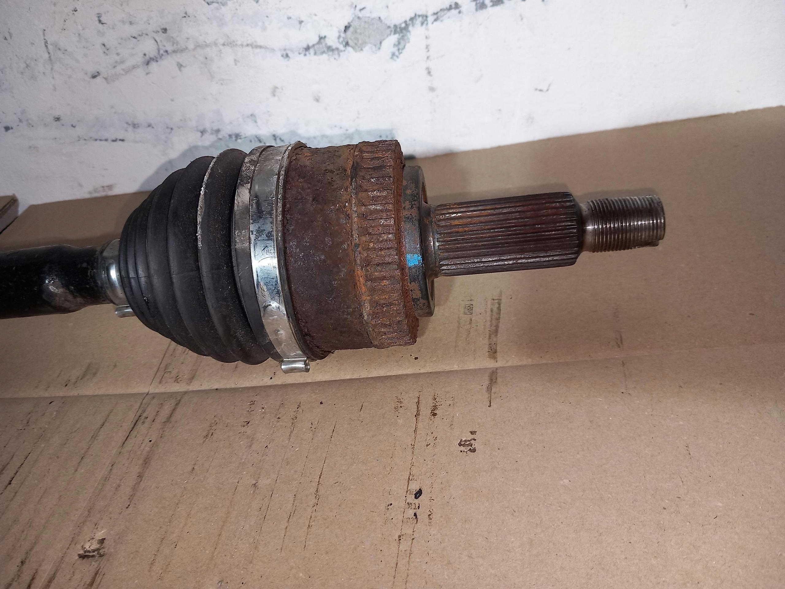 semi-axis long right front HYUNDAI I40 1.7 CRDi 2Y930R MANUAL
