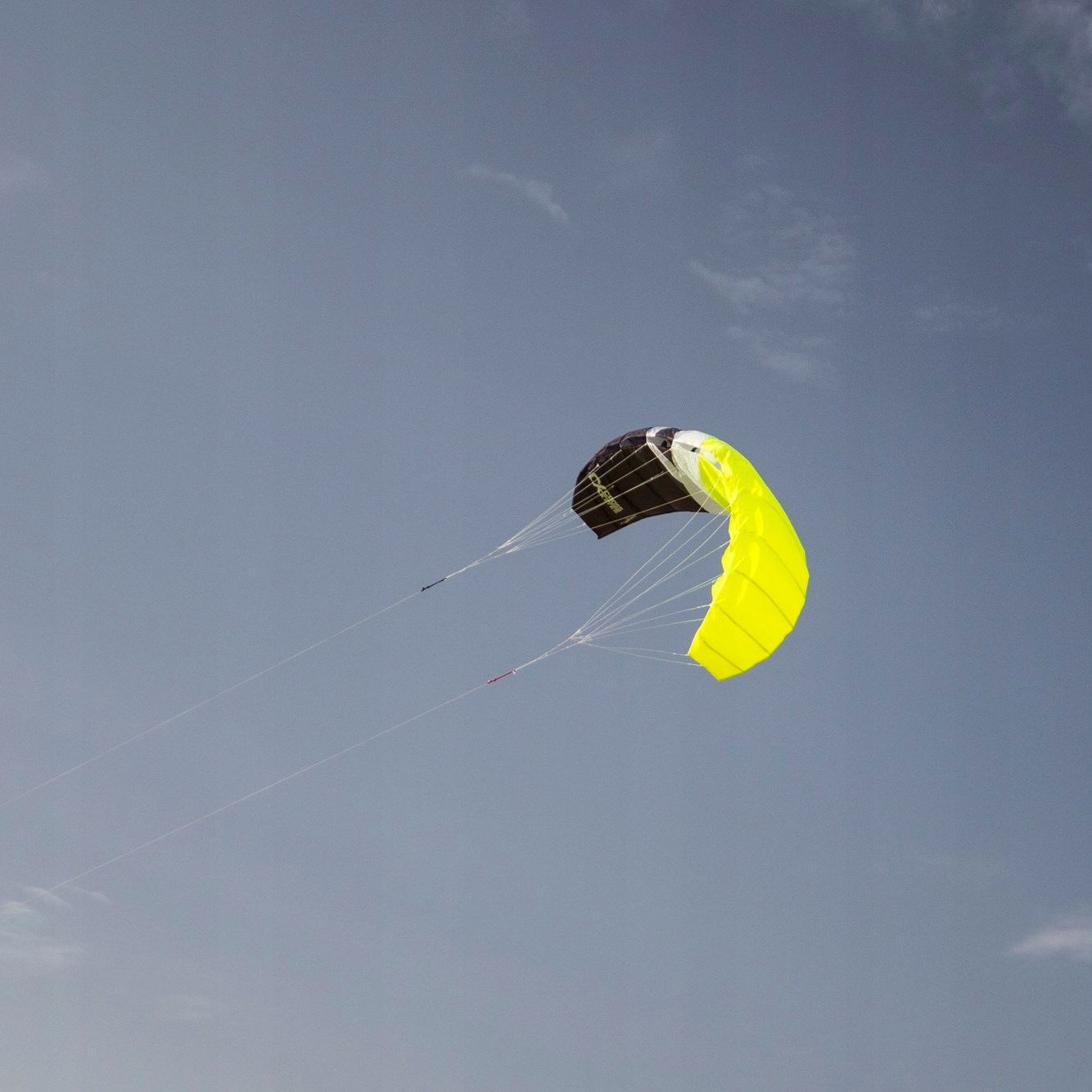 LATAWIEC TRENING 2,1 CROSS KITES BOARDER V2 + BAR Powierzchnia 1.5 m²