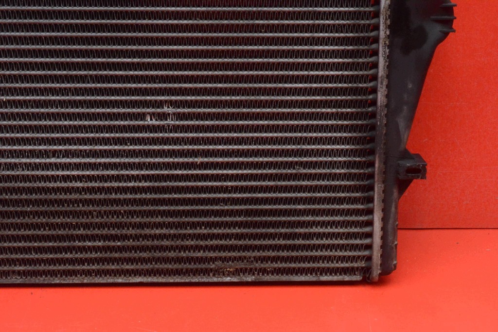 chladič intercooler 9161207A VOLVO S60 S80 a V70 II 2.4 D5 163 KM 00-05