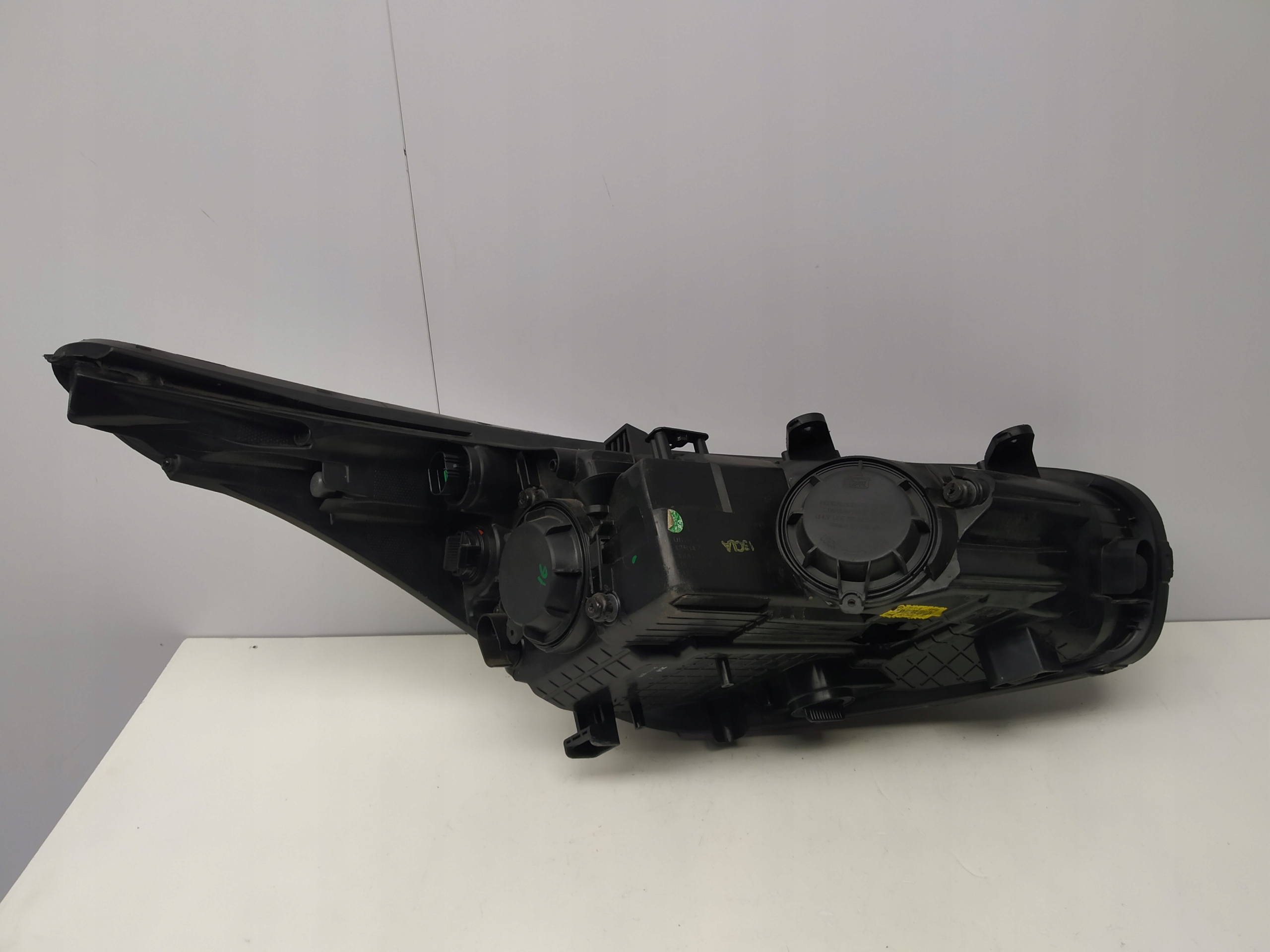 Kia Ceed II reflektor light front left zwykly lens + LED A2921-05330