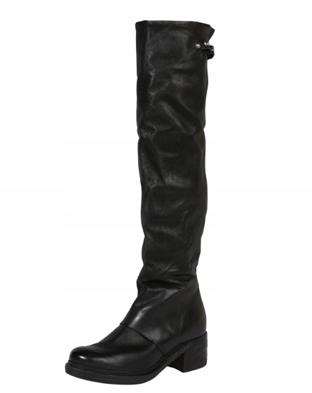 A S 98 Černé Kožené Mušketýrky S Kovovou Ozdobou 38 3_B