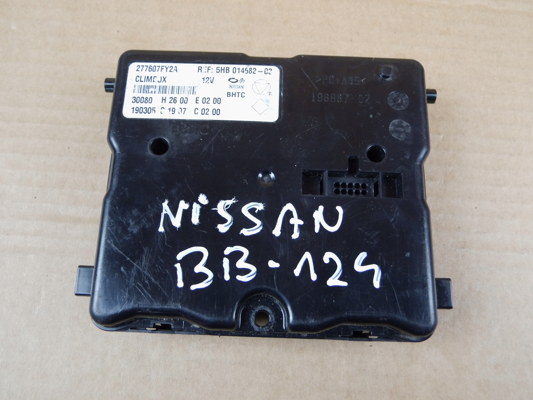 Nissan X-Trail T32 module climbox 27760 7FY2A
