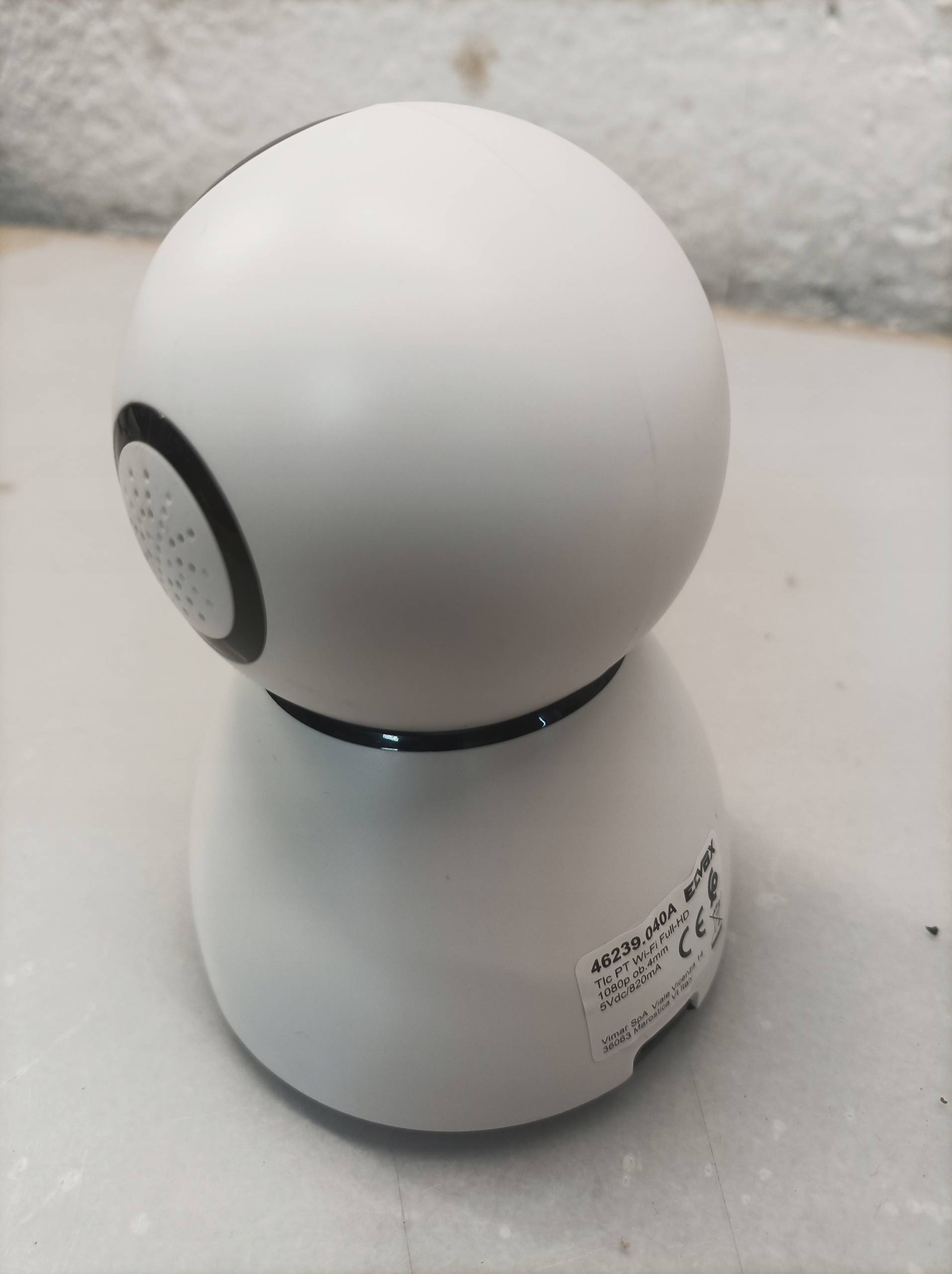 G10 Kamera kolorowa Vimar 46239.040A WiFi HD 1080 Android iOS Model 46239.040A